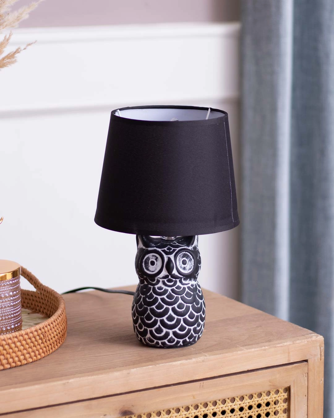 'Graceful Night' Owl Figurine Table Lamp - Black