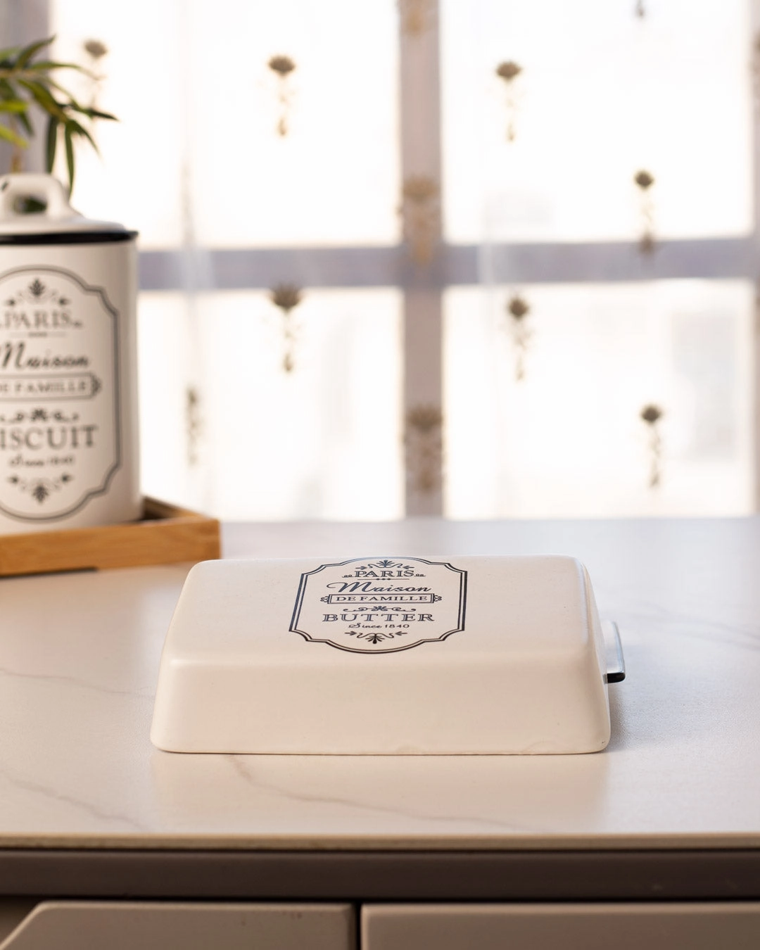 'Paris Maison De Famille' Butter Dish - White