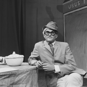 "David Hockney" from Getty Imagesnordic style wall decor