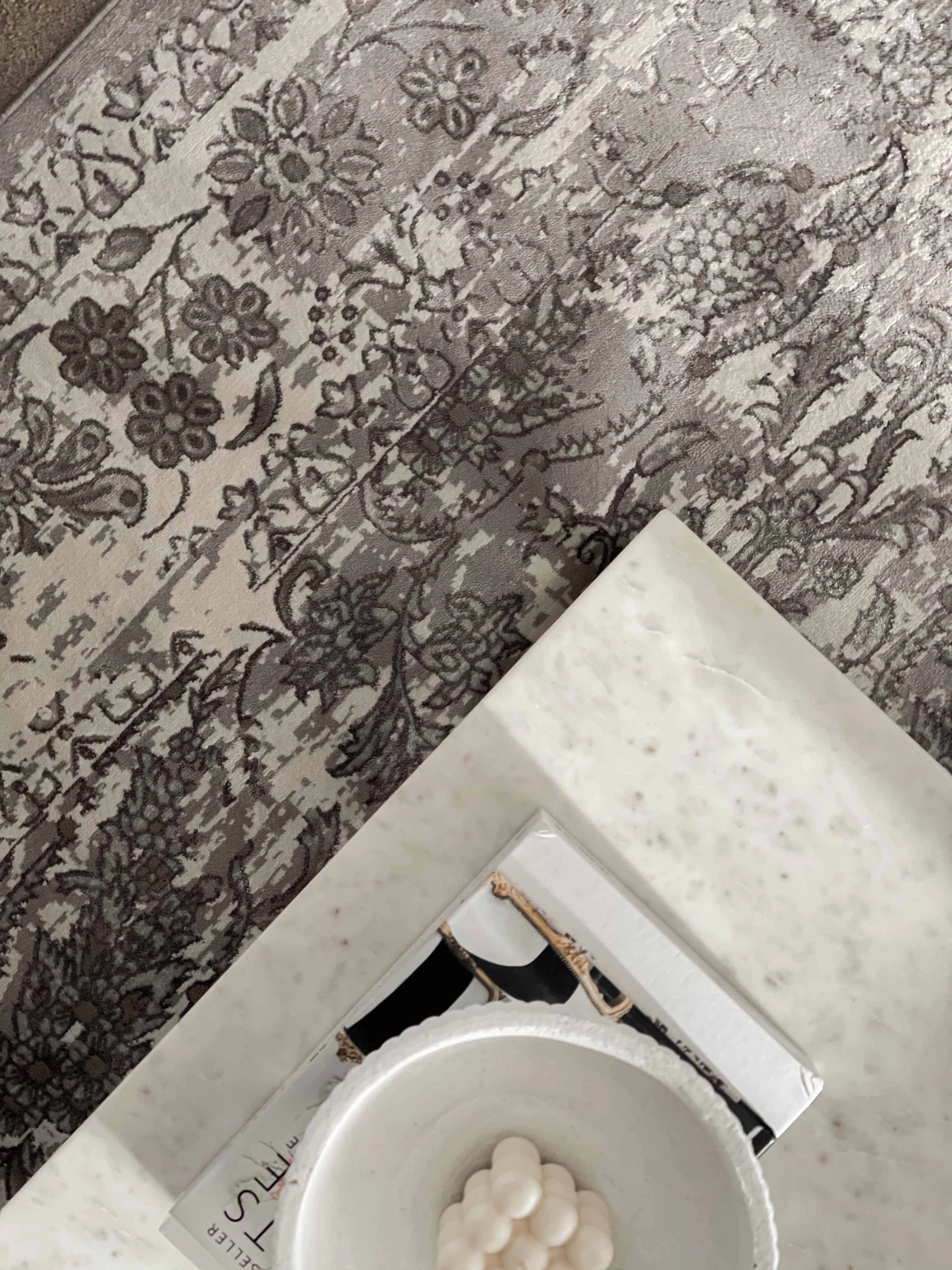 Aaerin Charcoal Grey And Ivory Traditional Distressed Rug *NO RETURNS UNLESS FAULTY