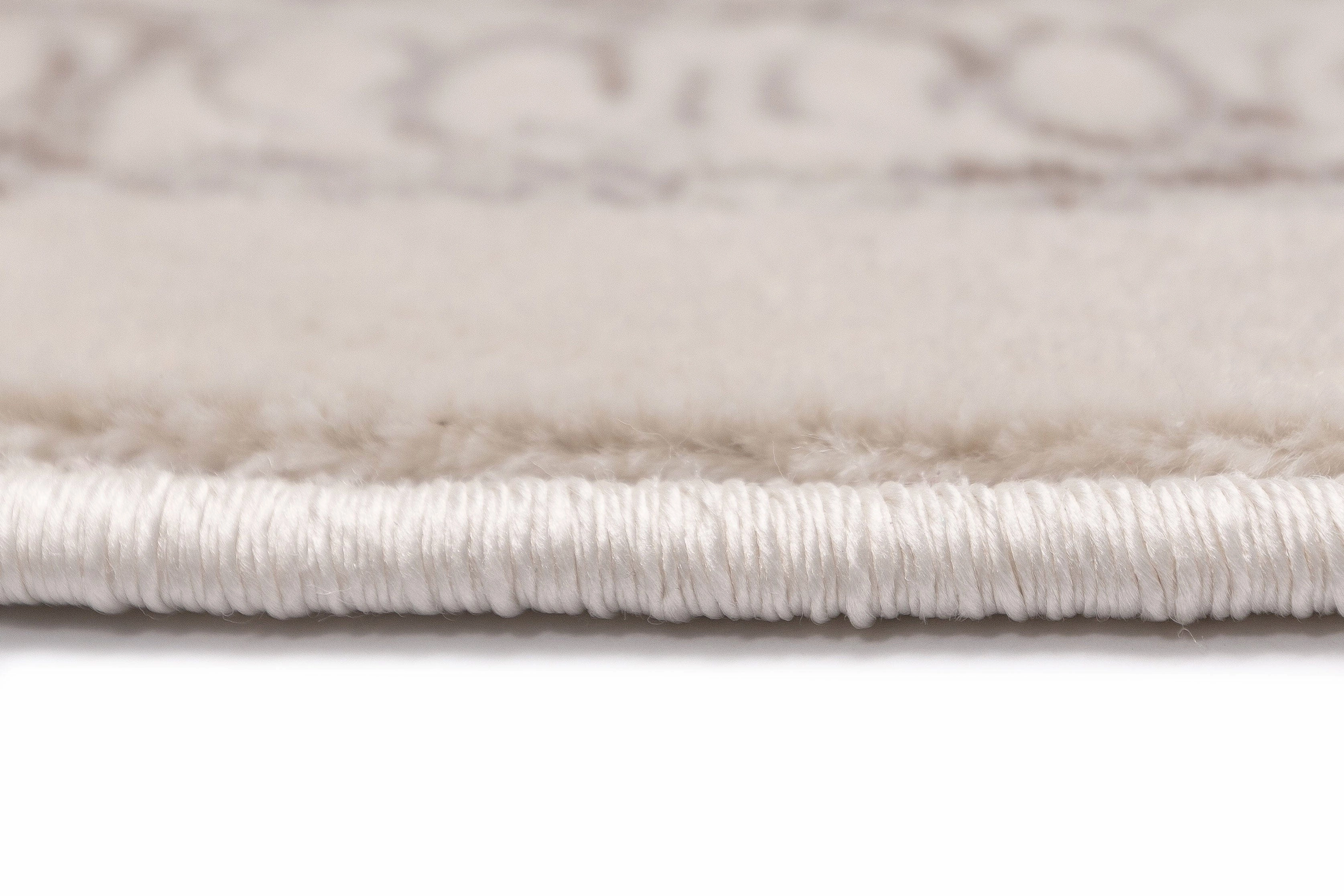 Aaerin Charcoal Grey And Ivory Traditional Distressed Rug *NO RETURNS UNLESS FAULTY
