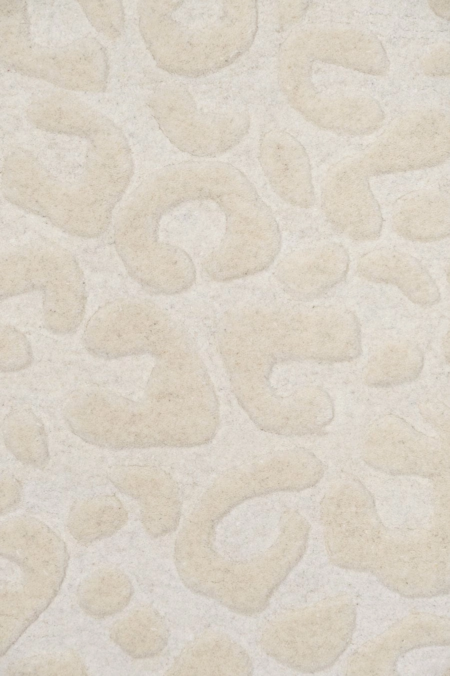 Agnes Ivory Cream Carved Animal Pattern Rug *NO RETURNS UNLESS FAULTY