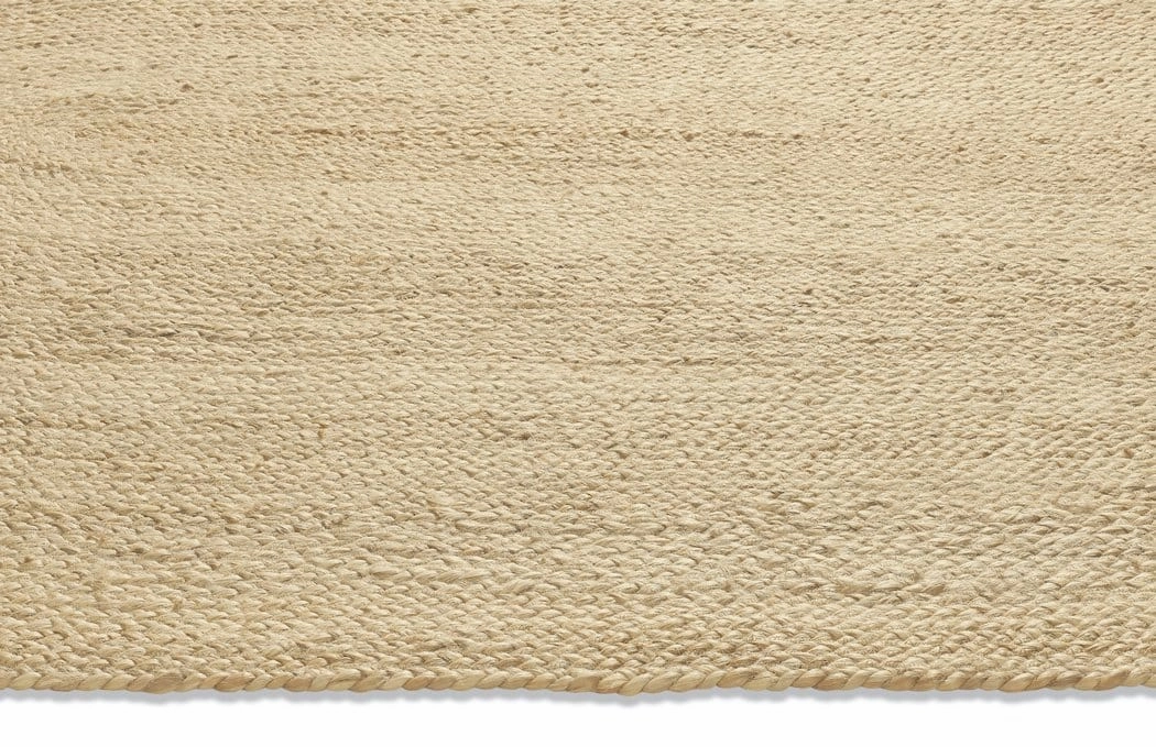 Amber Natural Braided Oval Jute Rug