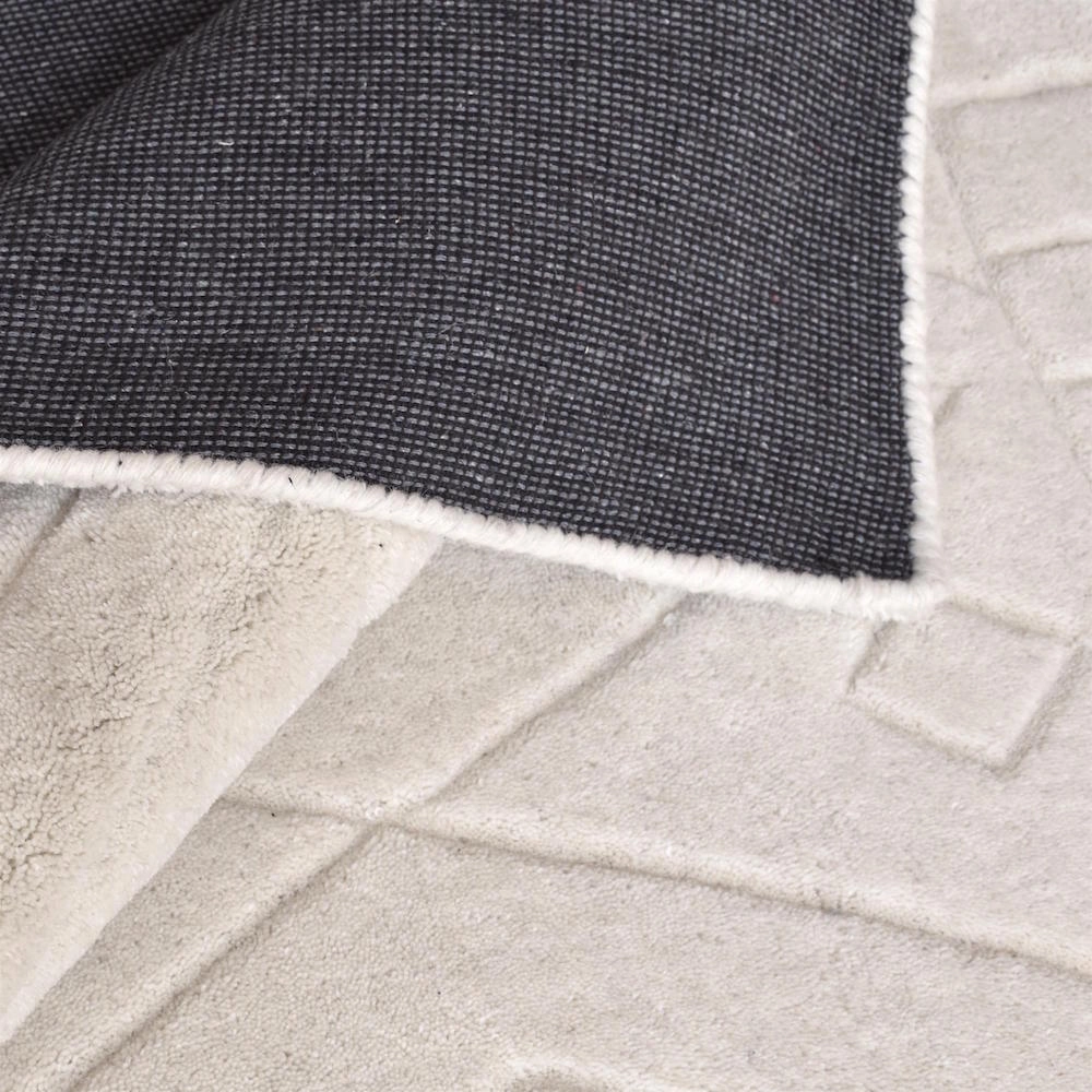 Anushka Cream White Wool Rug