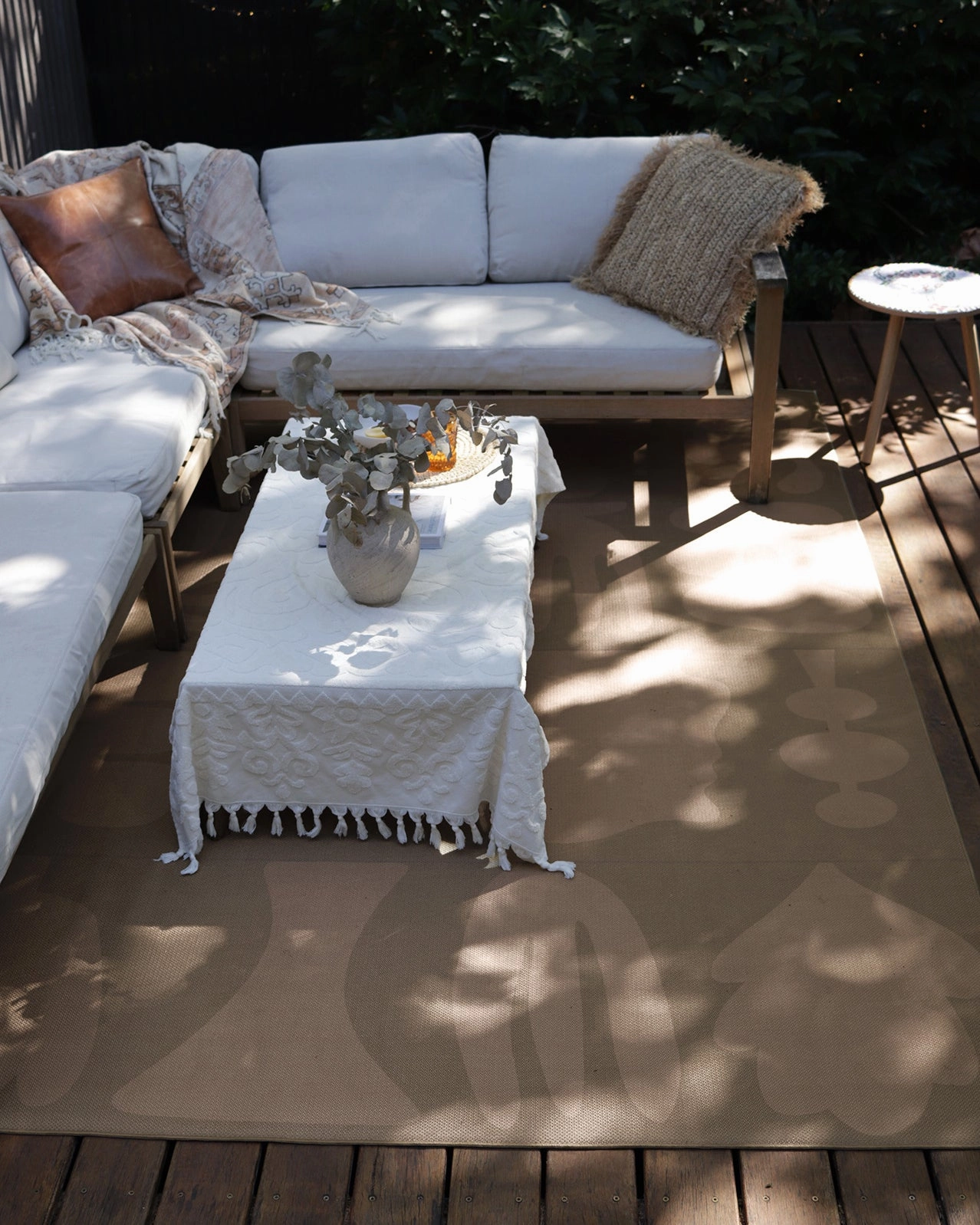 Aswati Brown Graphic Indoor Outdoor Washable Rug *NO RETURNS UNLESS FAULTY