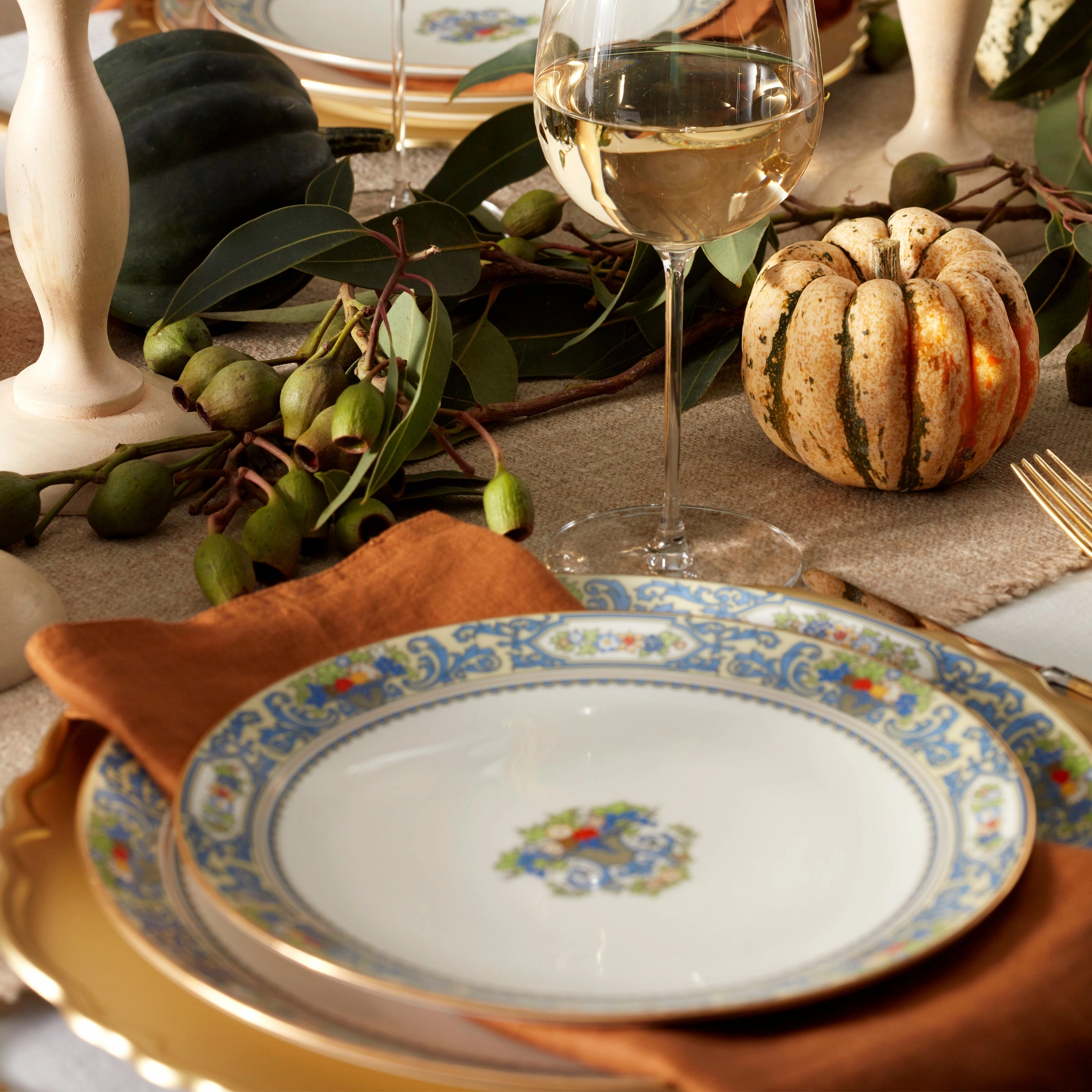Autumn White Dinner Plates - Set of 4