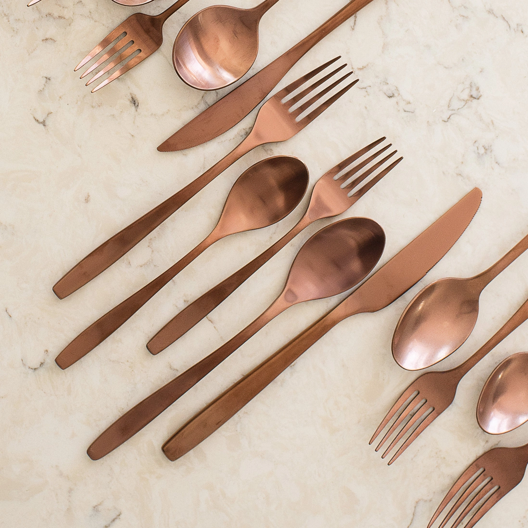 Averie Copper Satin 20 Piece Flatware Seteco-friendly bamboo fiber tableware set 