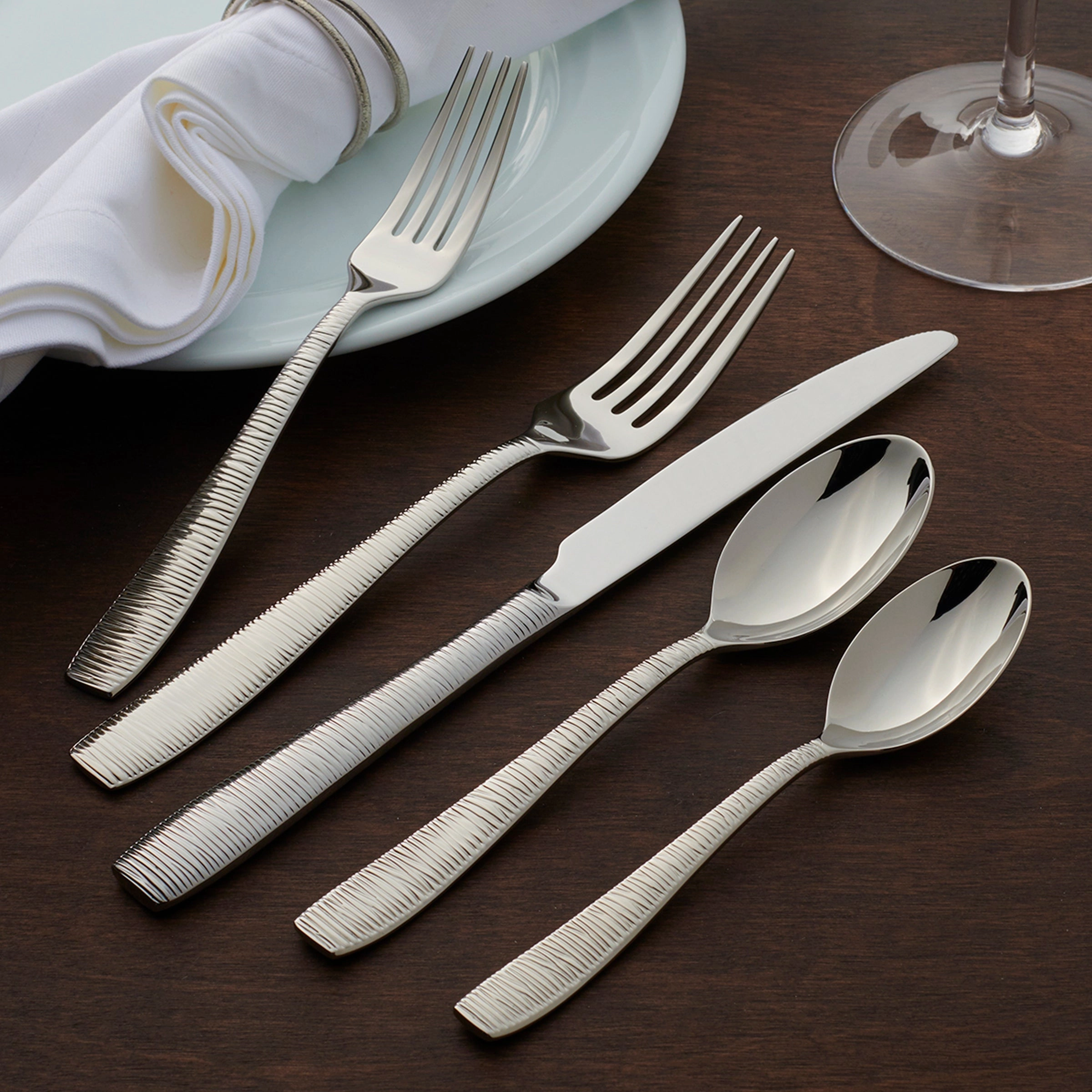 Bandera 20 Piece Flatware Set