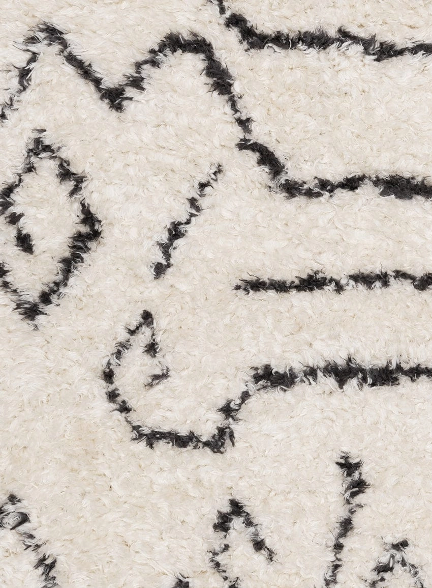Batola Cream & Black Tribal Shag Rug *NO RETURNS UNLESS FAULTY