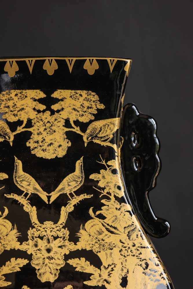 Black & Gold Chinoiserie Porcelain Vase