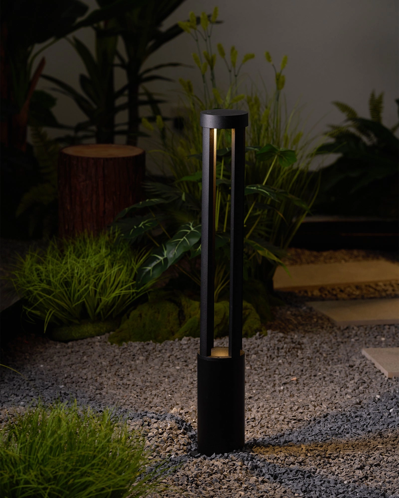 Black Cylindrical Garden Outdoor Light