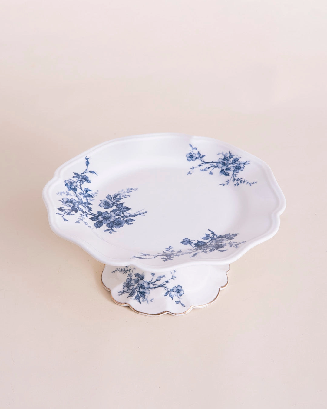 Blue Floral Scalloped Edge Cake Stand