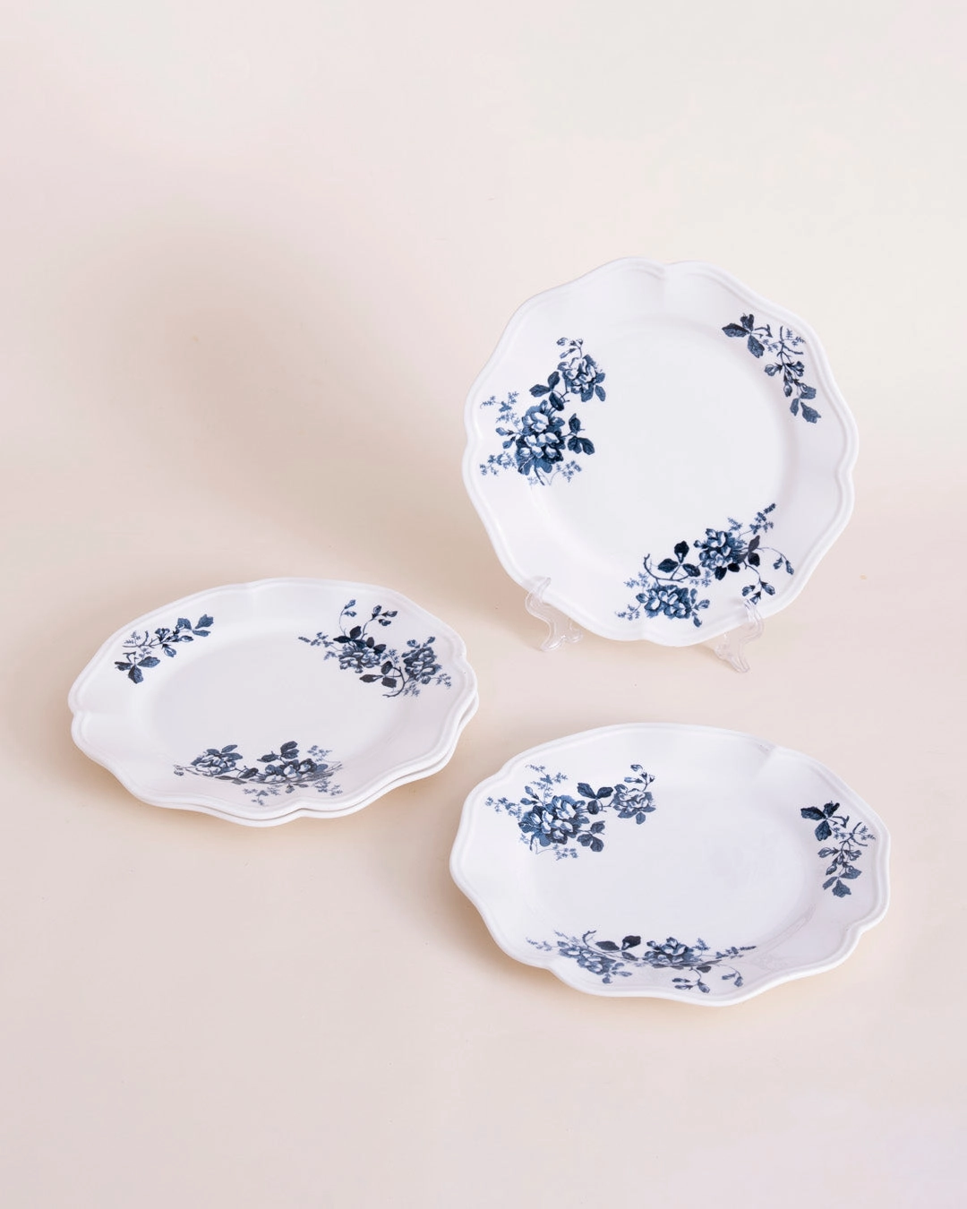 Blue Floral Scalloped Edge Quarter Plate