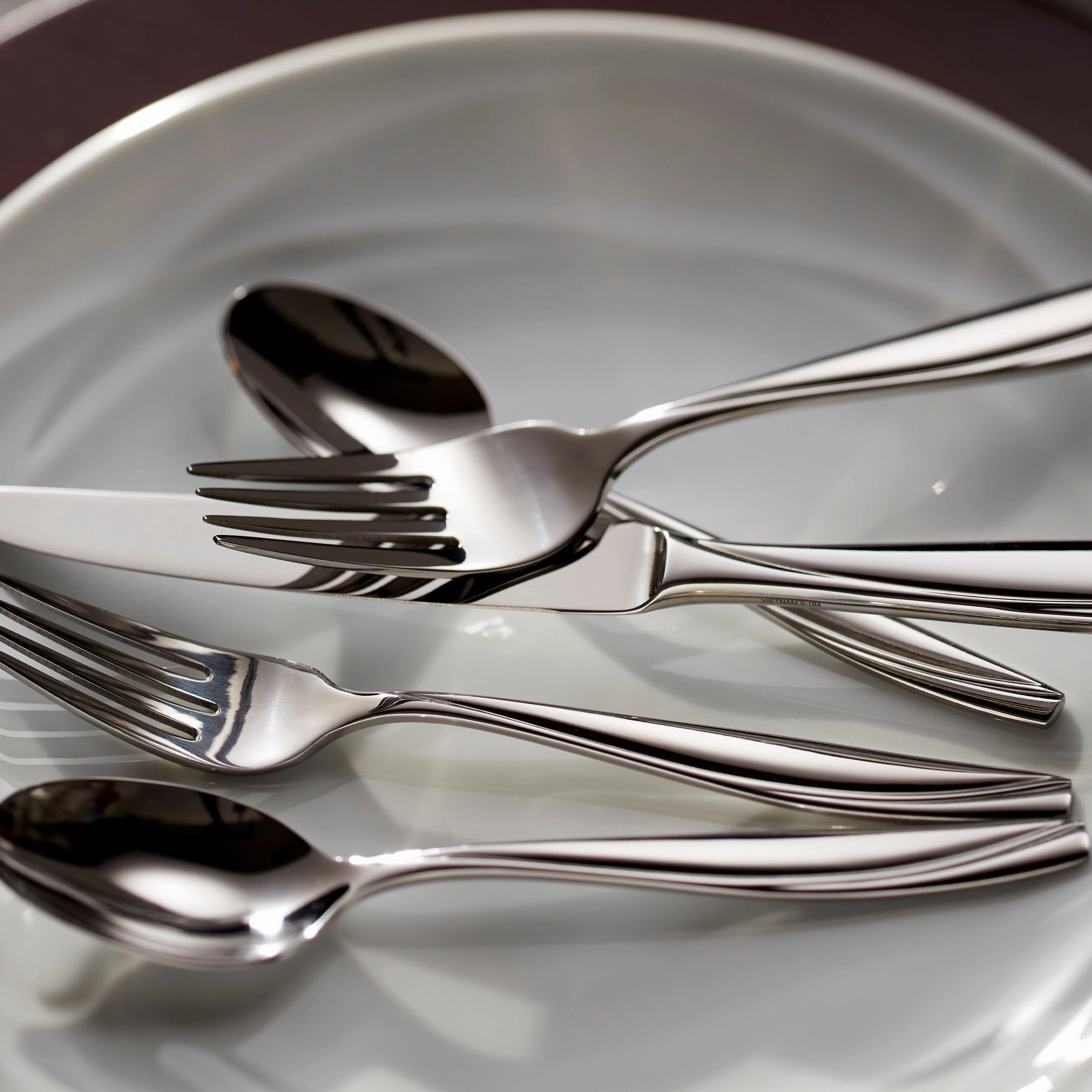 Camlynn Mirror 20 Piece Flatware Set