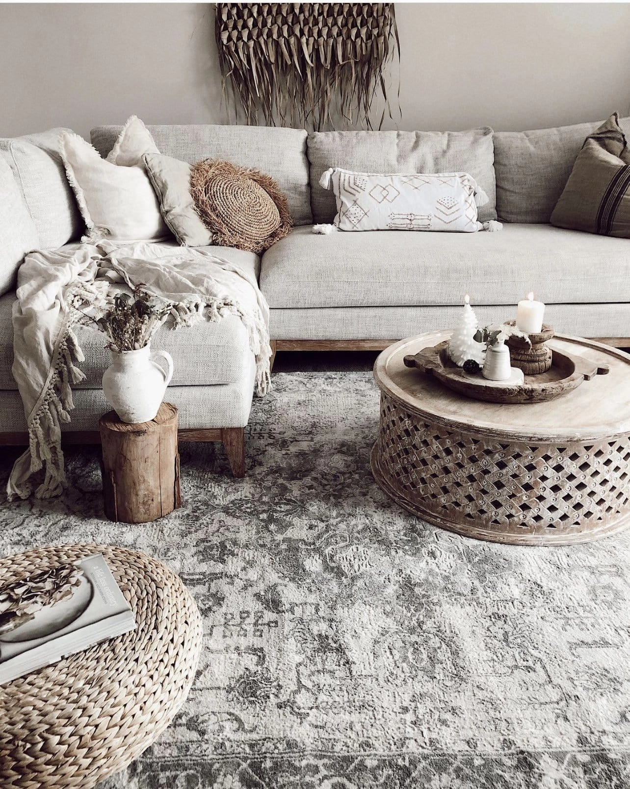 Cara Cream And Grey Transitional Medallion Rug *NO RETURNS UNLESS FAULTY