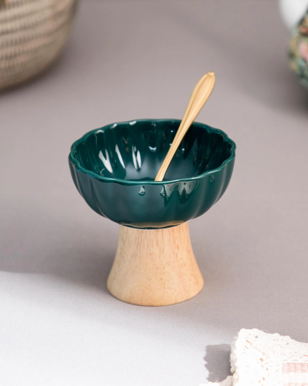 Ceramic   Wood Dessert Bowl - Green