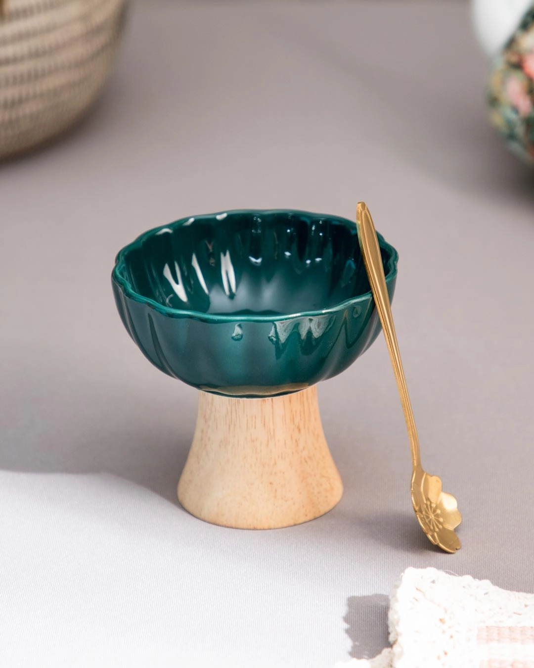 Ceramic   Wood Dessert Bowl - Green