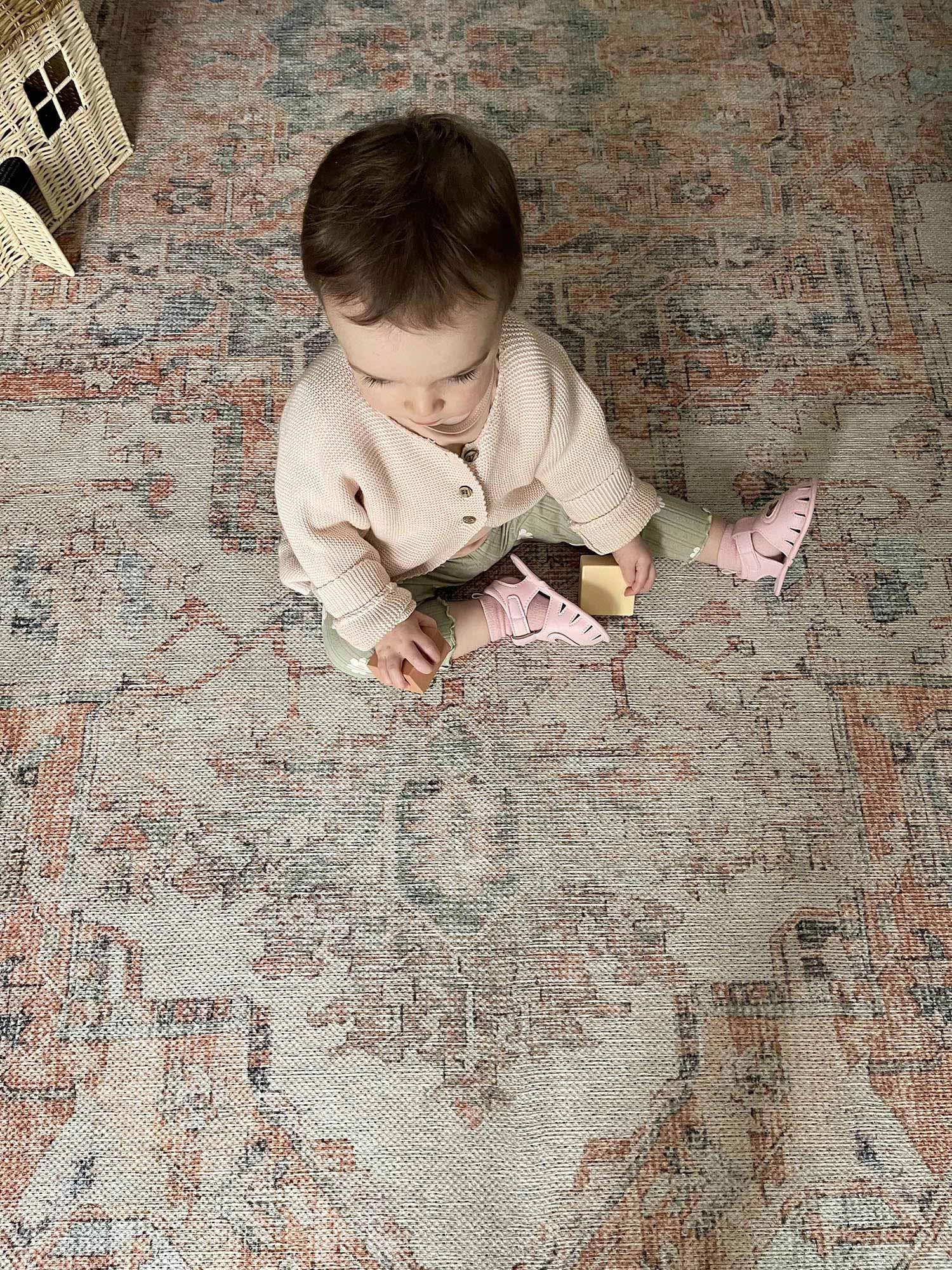 Ceren Orange and Blue Traditional Distressed Washable Rug *NO RETURNS UNLESS FAULTY