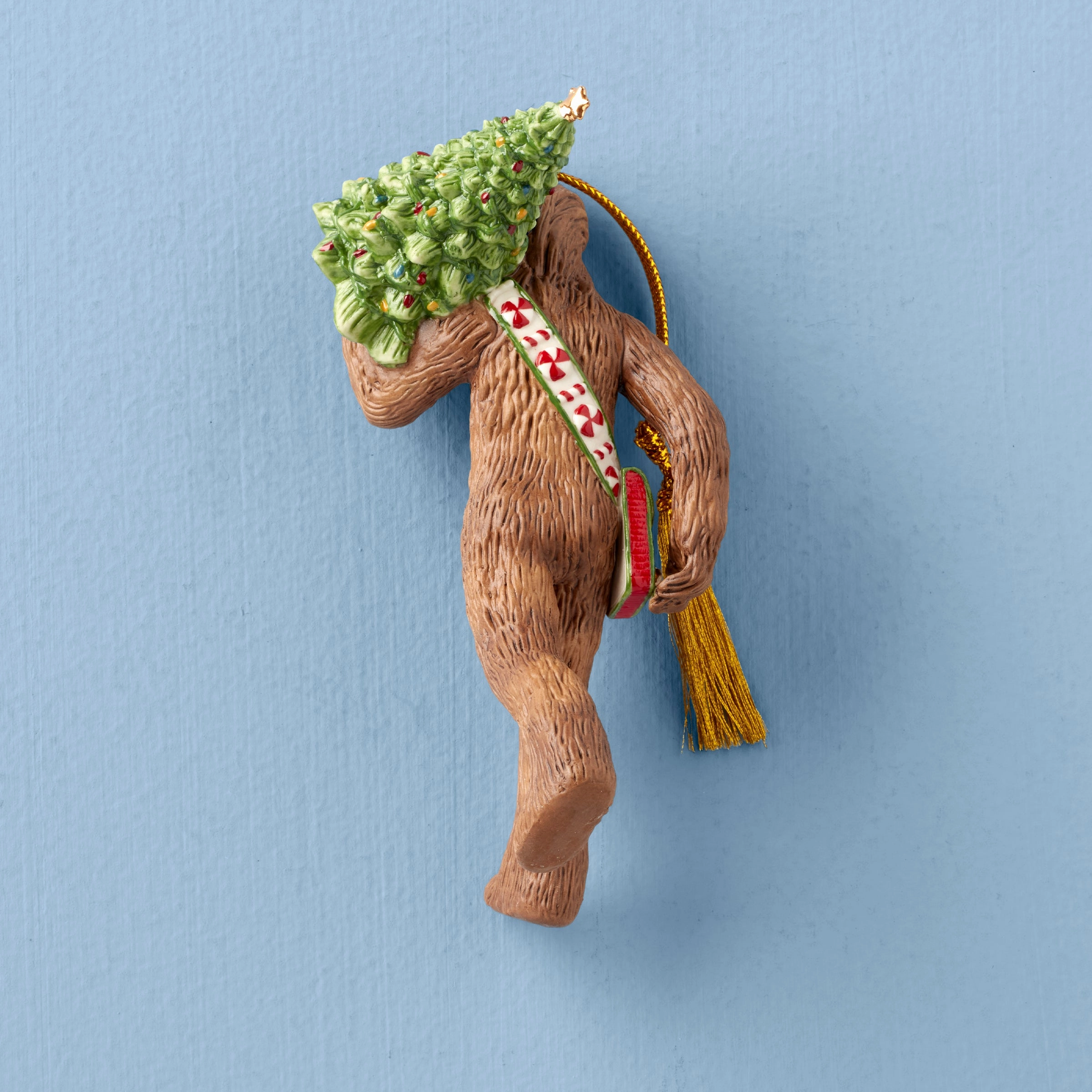 Chewbacca With Christmas Tree Ornament