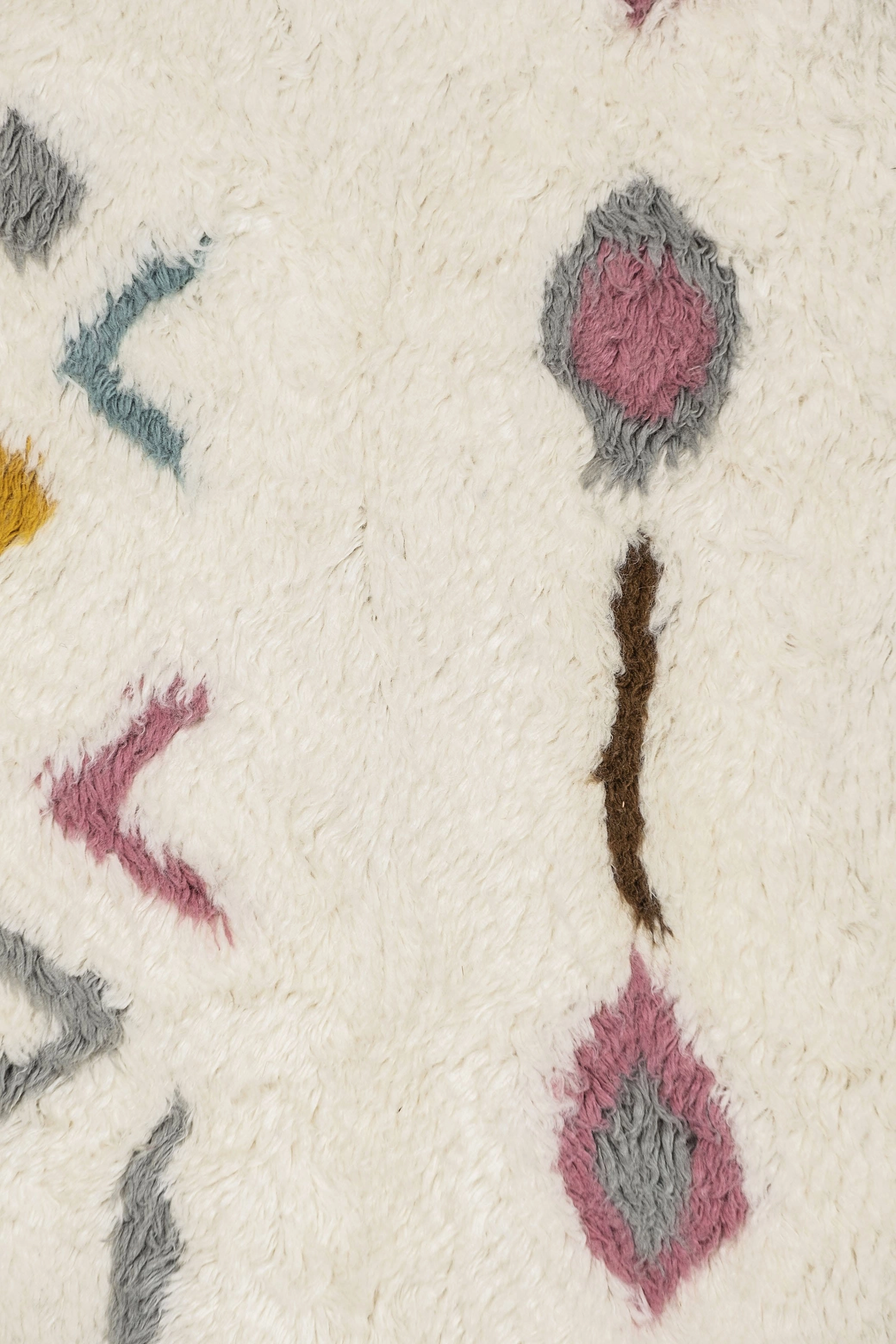 Chikita Multi-Colour Tribal Shag Rug *NO RETURNS UNLESS FAULTY