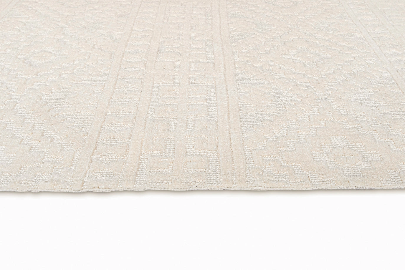 Chloe Cream Tribal Textured Rug *NO RETURNS UNLESS FAULTY