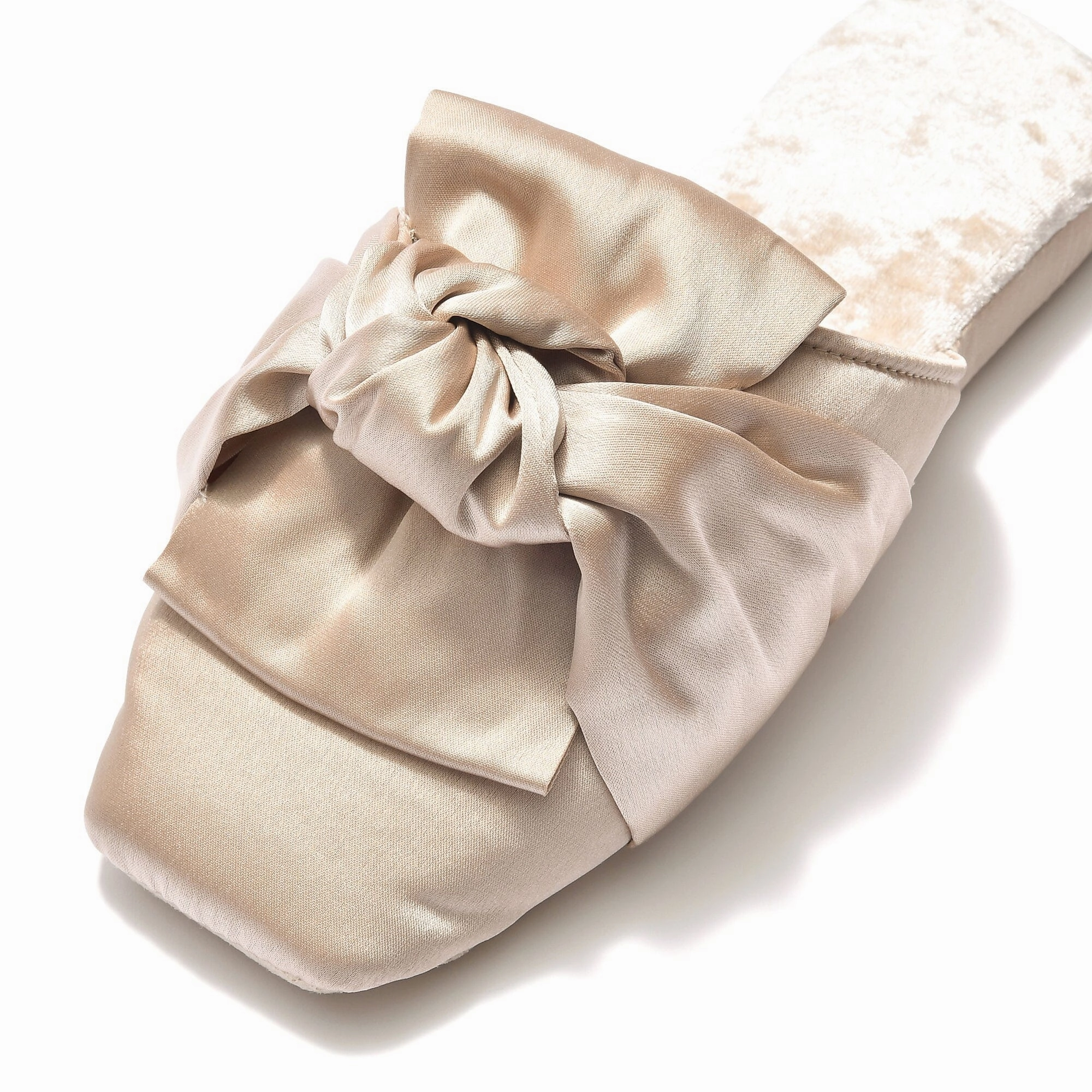 Crushed Velor X Satin Room Shoes Beige