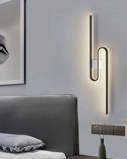 Curve Liner LED Wall Light