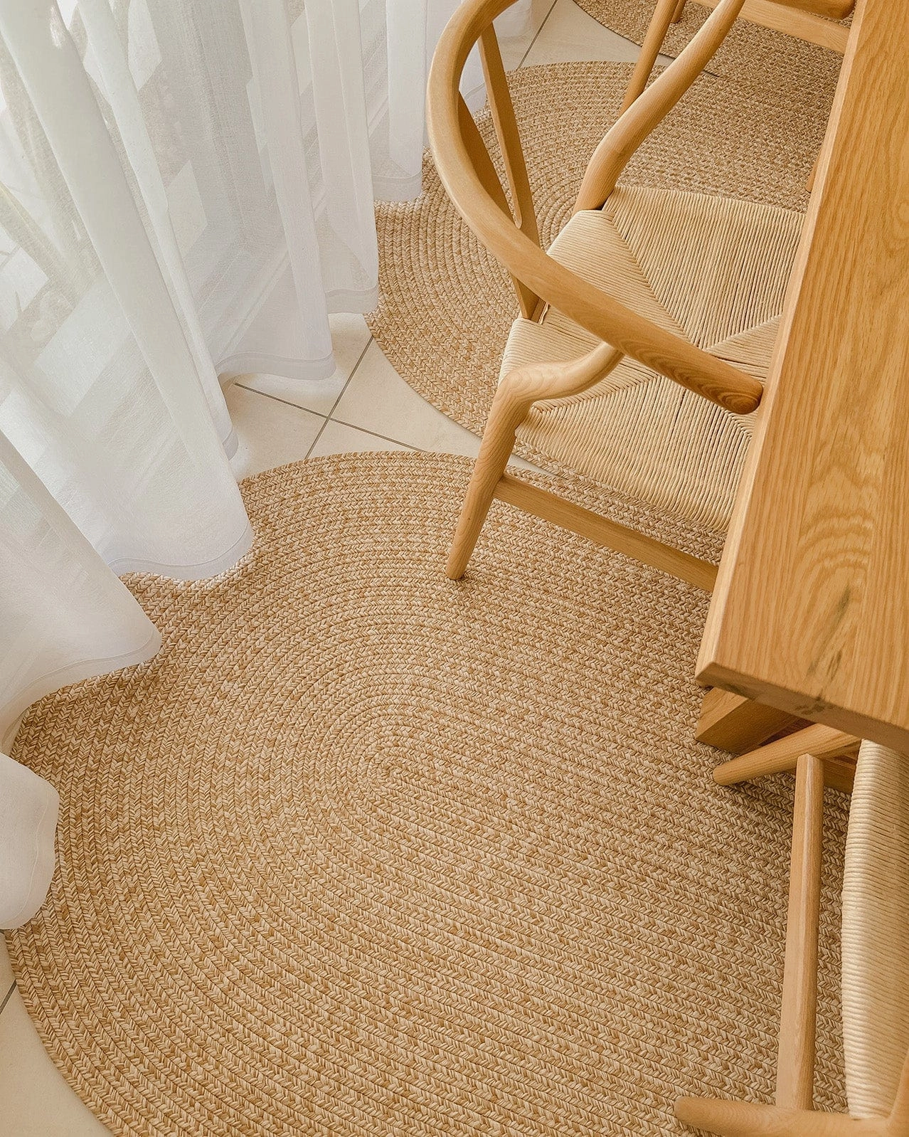 Cynthia Beige Modern Braided Indoor Outdoor Rug *NO RETURNS UNLESS FAULTY