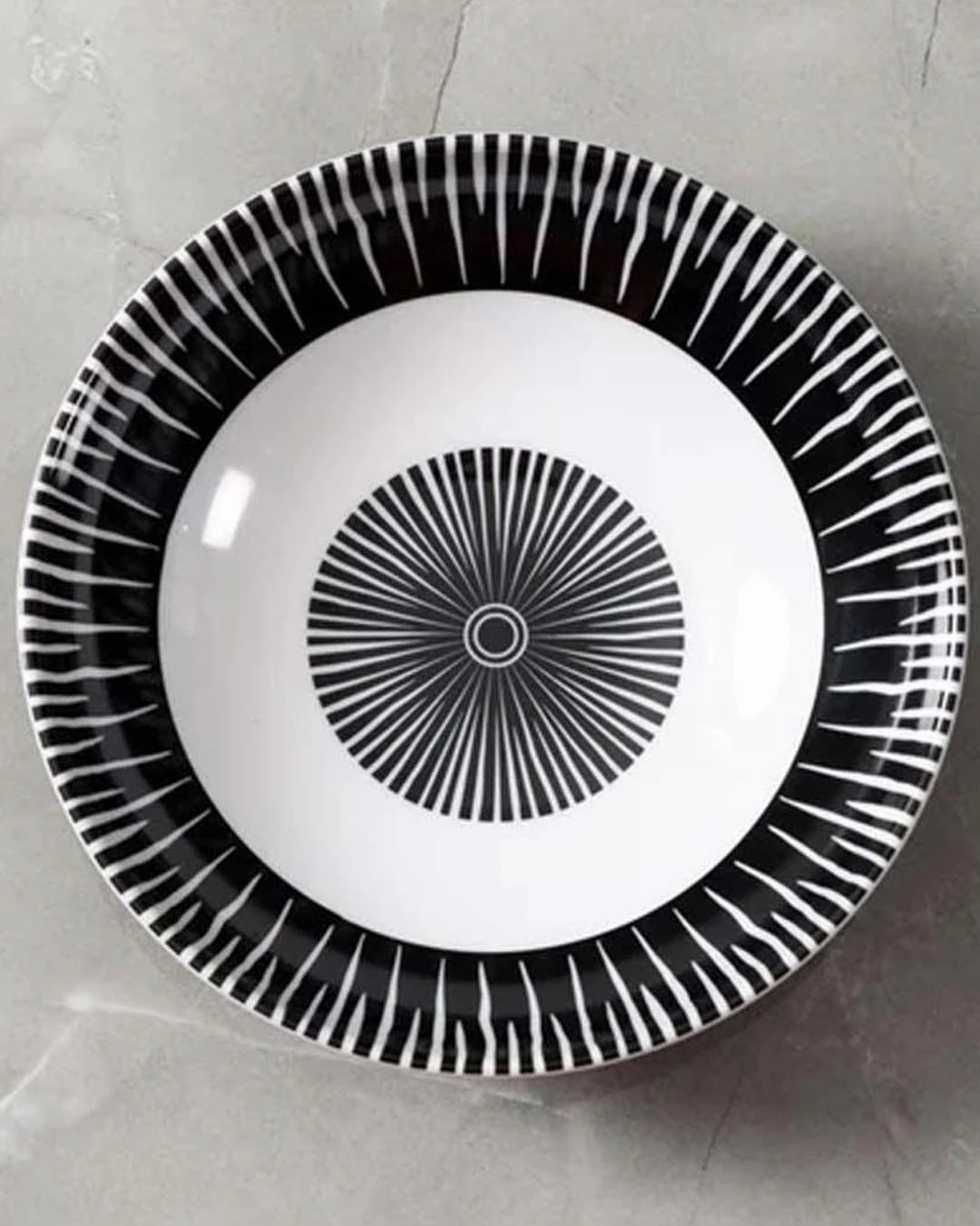 Diplomat Melamine Serving Bowl - Black