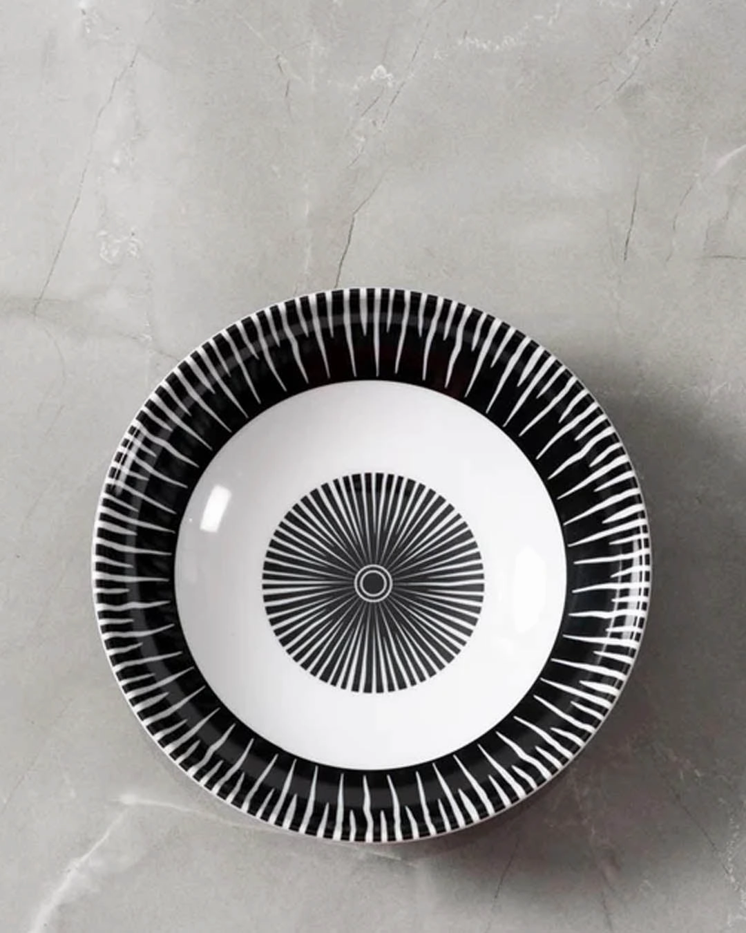 Diplomat Melamine Serving Bowl - Black