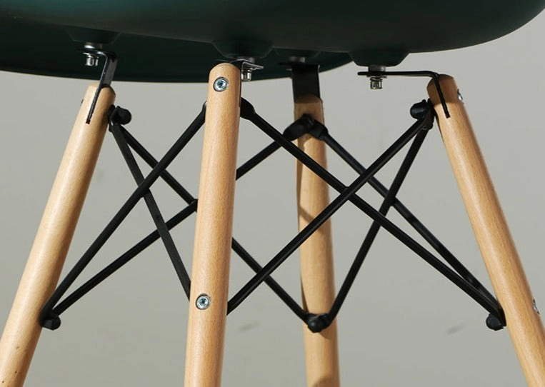 Eames DAW Style Chair