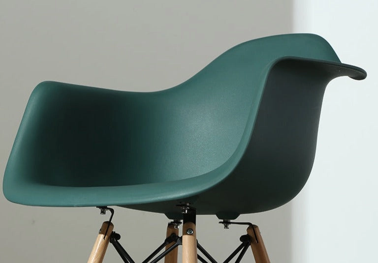 Eames DAW Style Chair