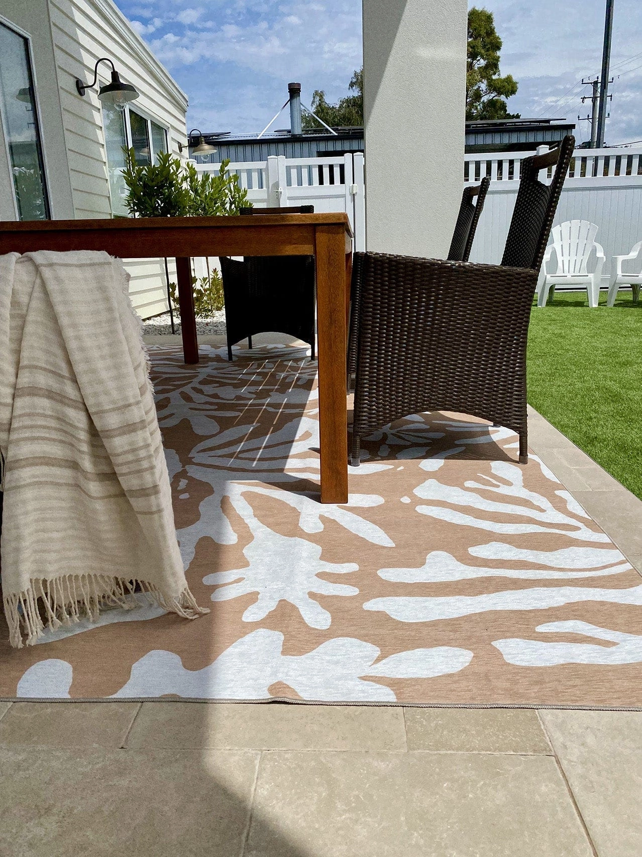 Edrielle Brown Cream Indoor Outdoor Washable Rug *NO RETURNS UNLESS FAULTY