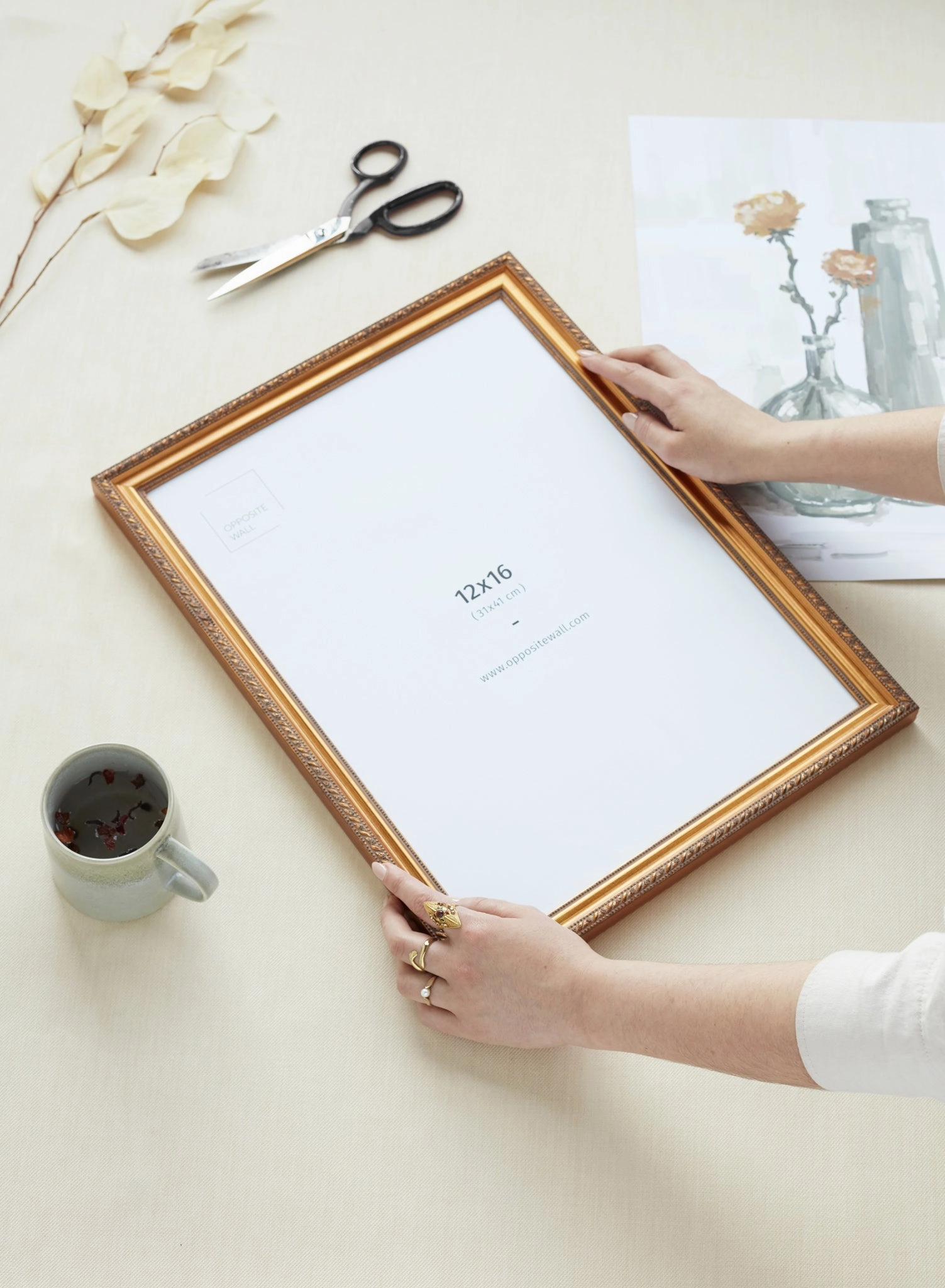 Elena Vintage Frame, 16x20 in | 41x51 cm