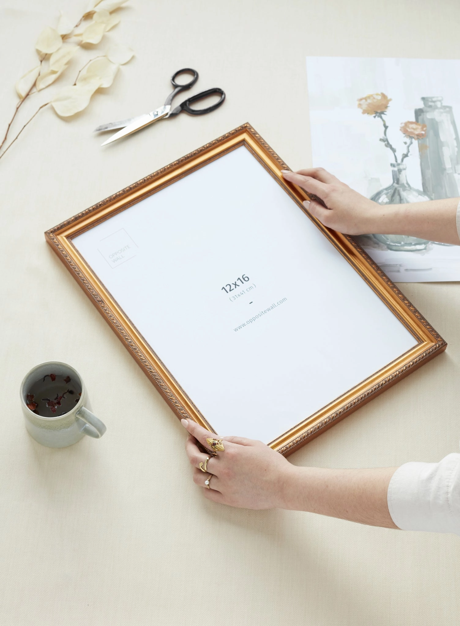 Elena Vintage Frame, 19?x27? po | 50x70 cm