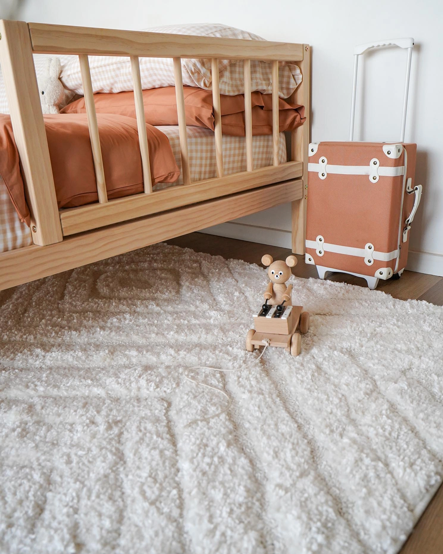 Elle Ivory Cream Diamond Tribal Textured Rug