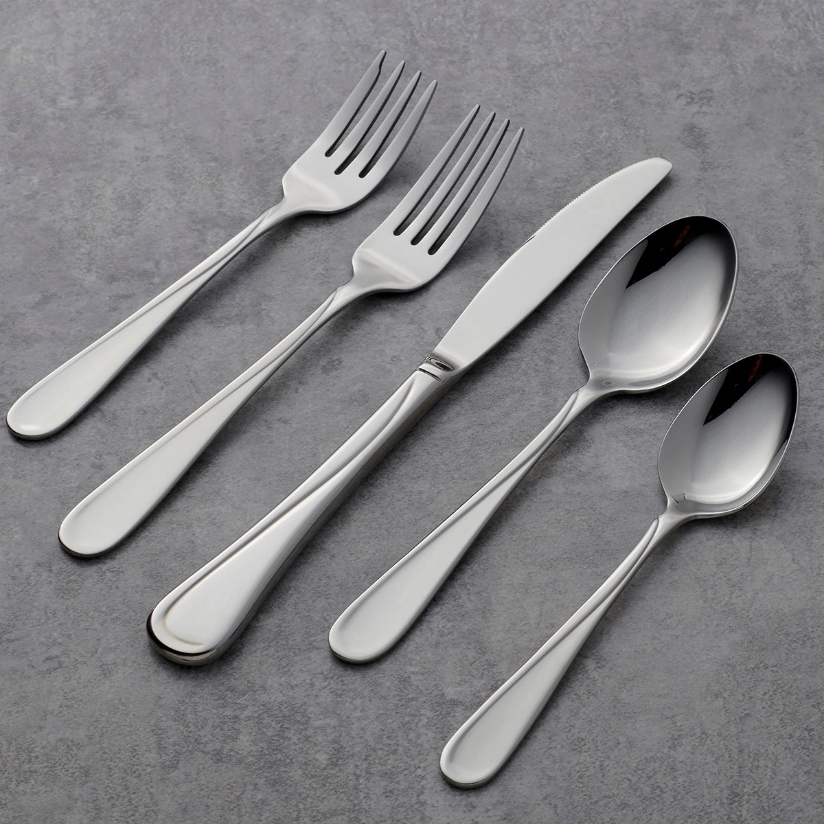 Flight 45 Piece Flatware Set