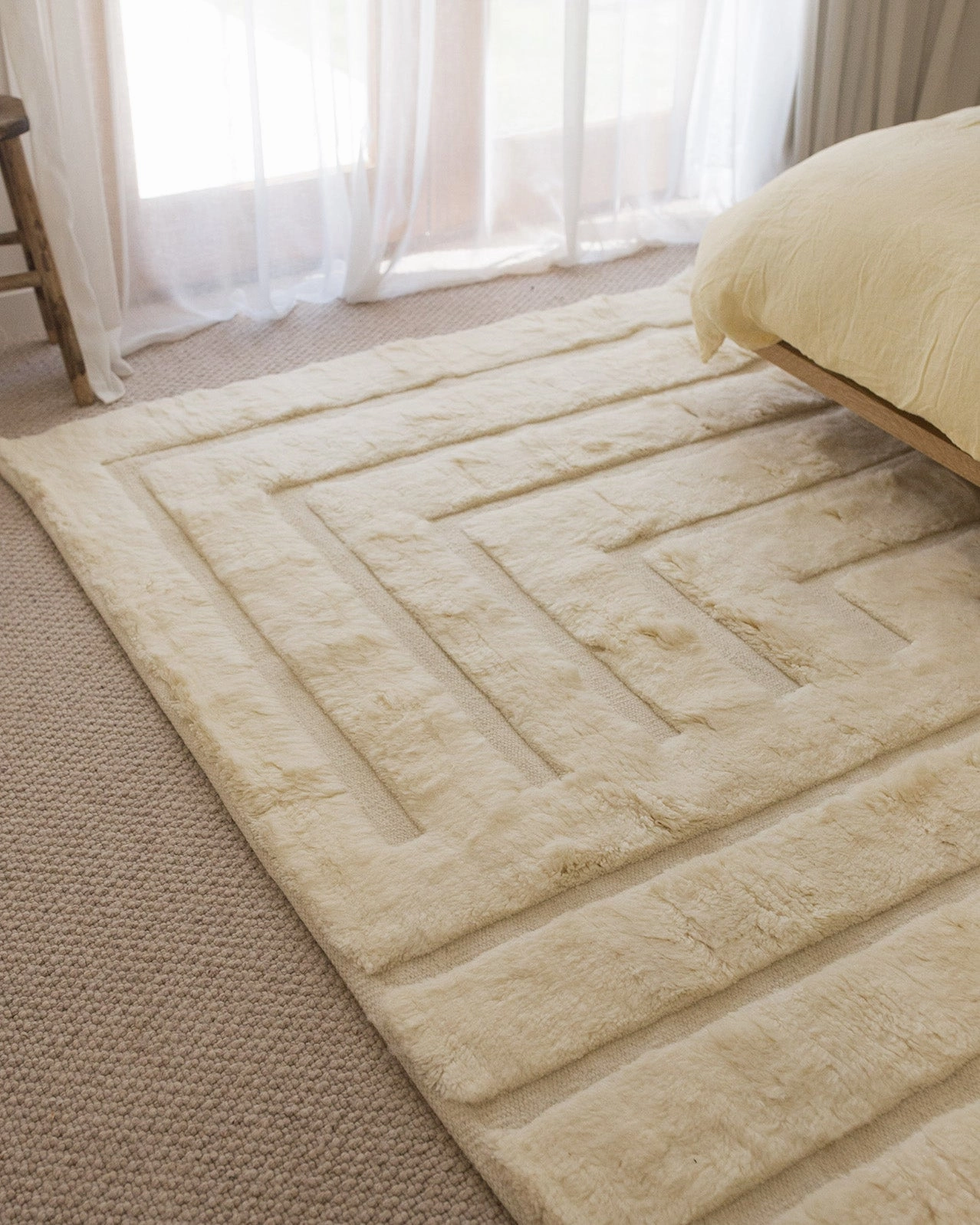 Fontana Ivory Abstract Textured Wool Rug