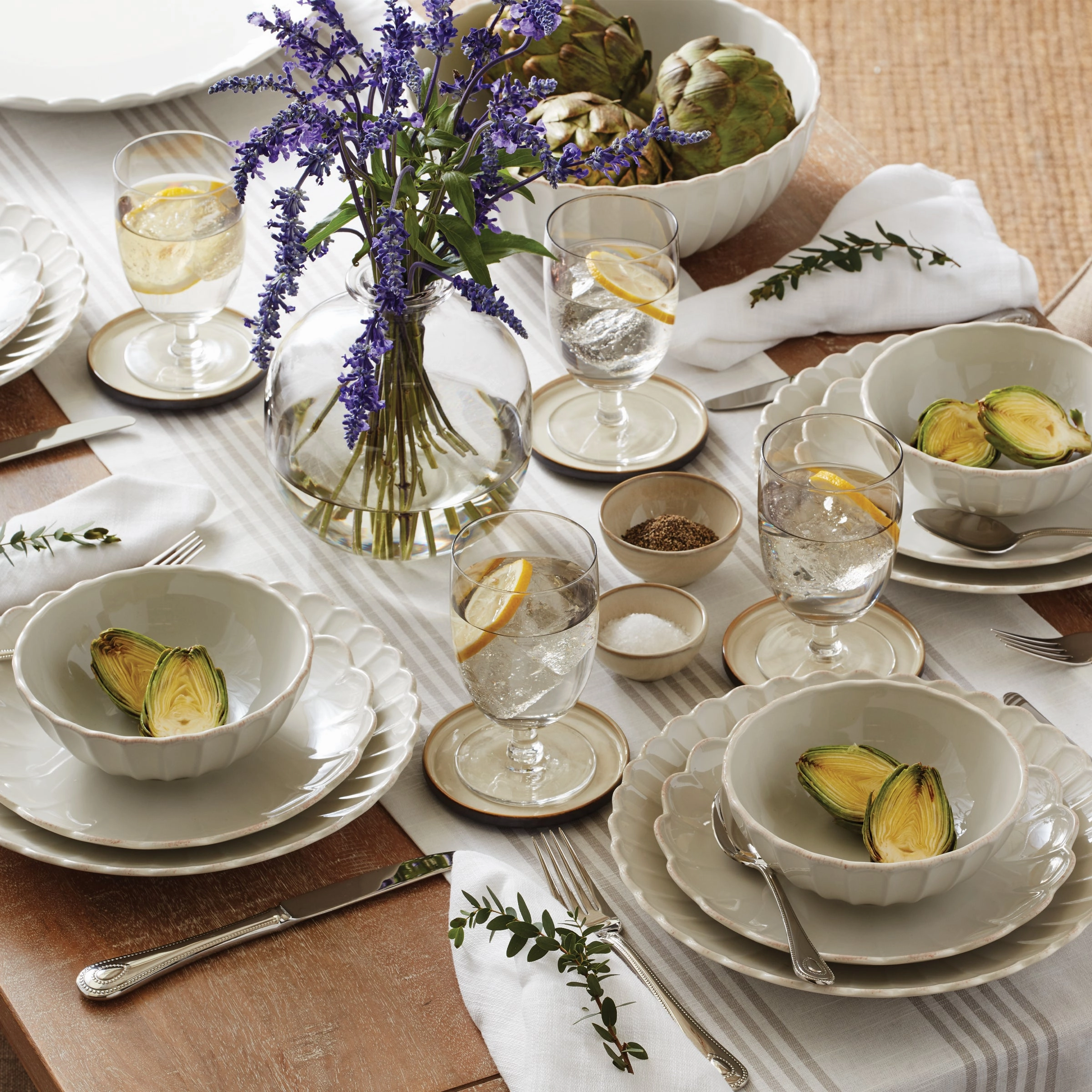 French Perle Scallop Dinner Plates - Set of 4