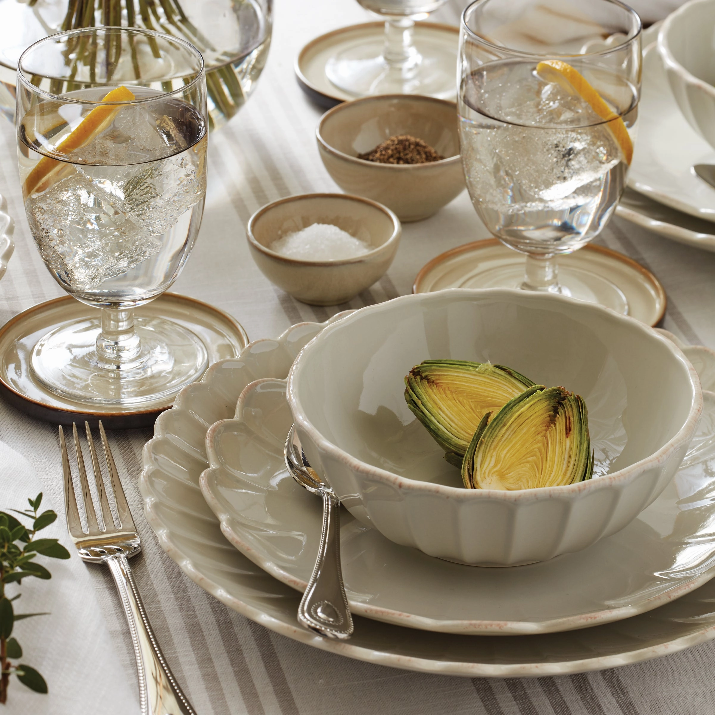 French Perle Scallop Dinner Plates - Set of 4