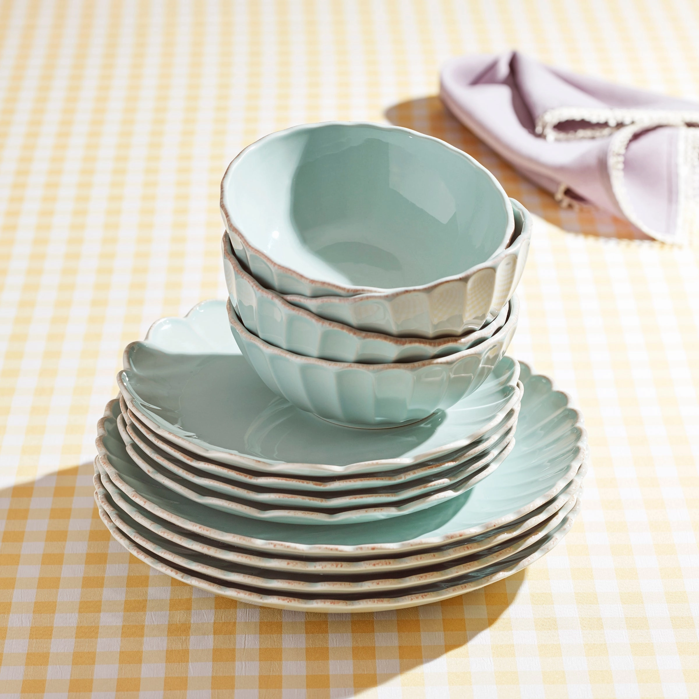 French Perle Scallop Ice Blue 12-Piece Dinnerware Set
