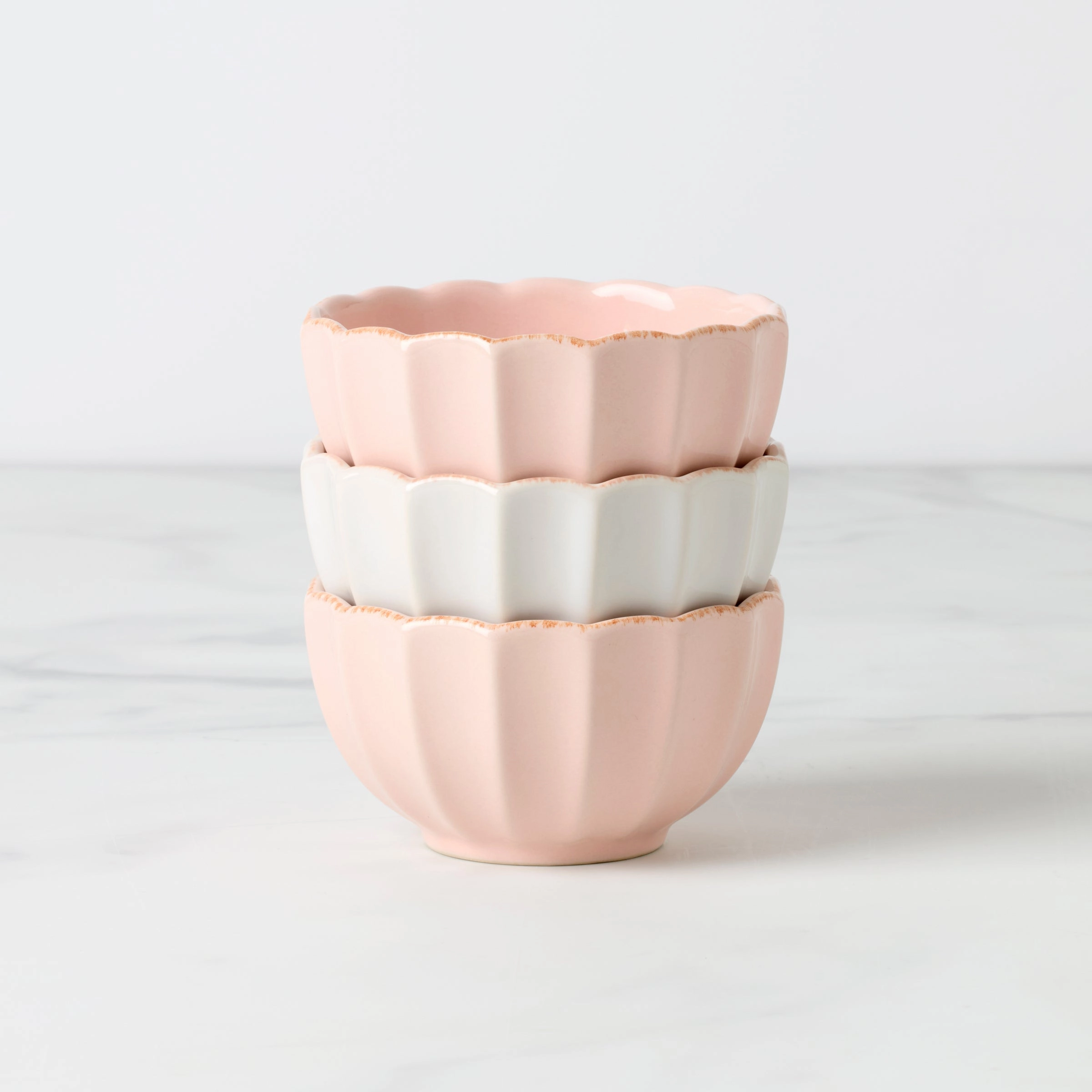 French Perle Scallop Mini Bowls - Set of 3