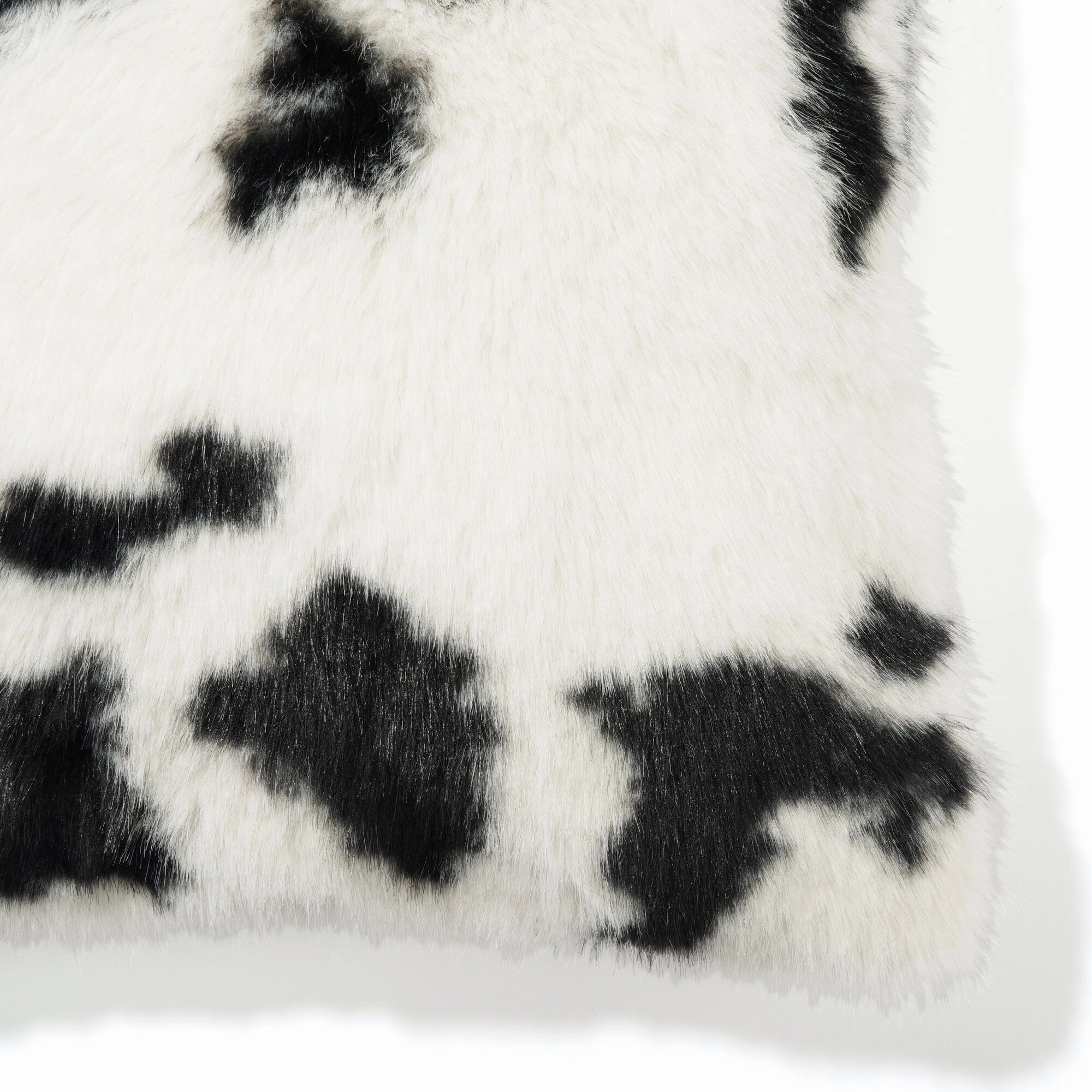 Fur L Cushion Cover 450 X 450 White X Black