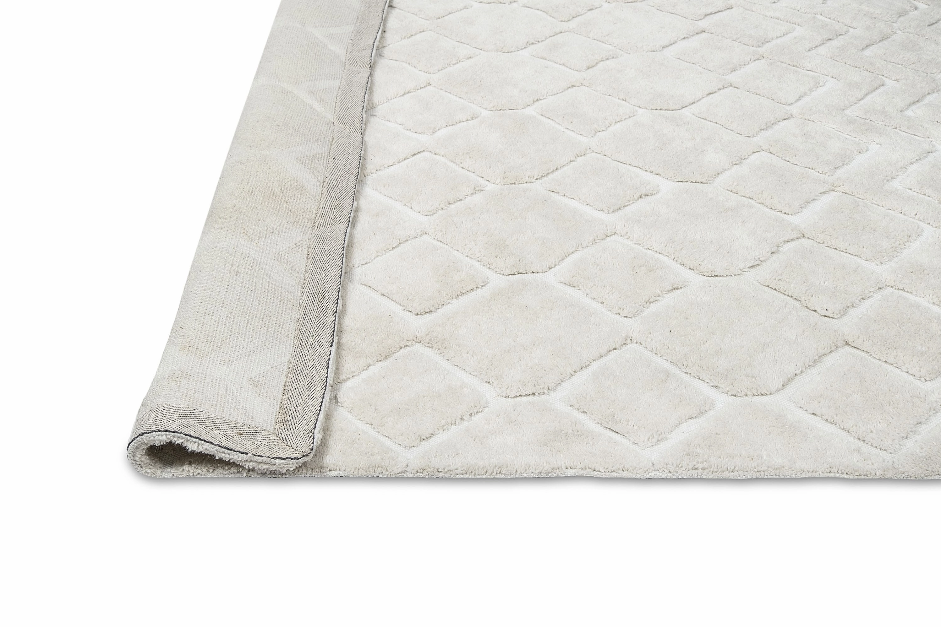Gia Ivory Diamond Tribal PET Shag Rug