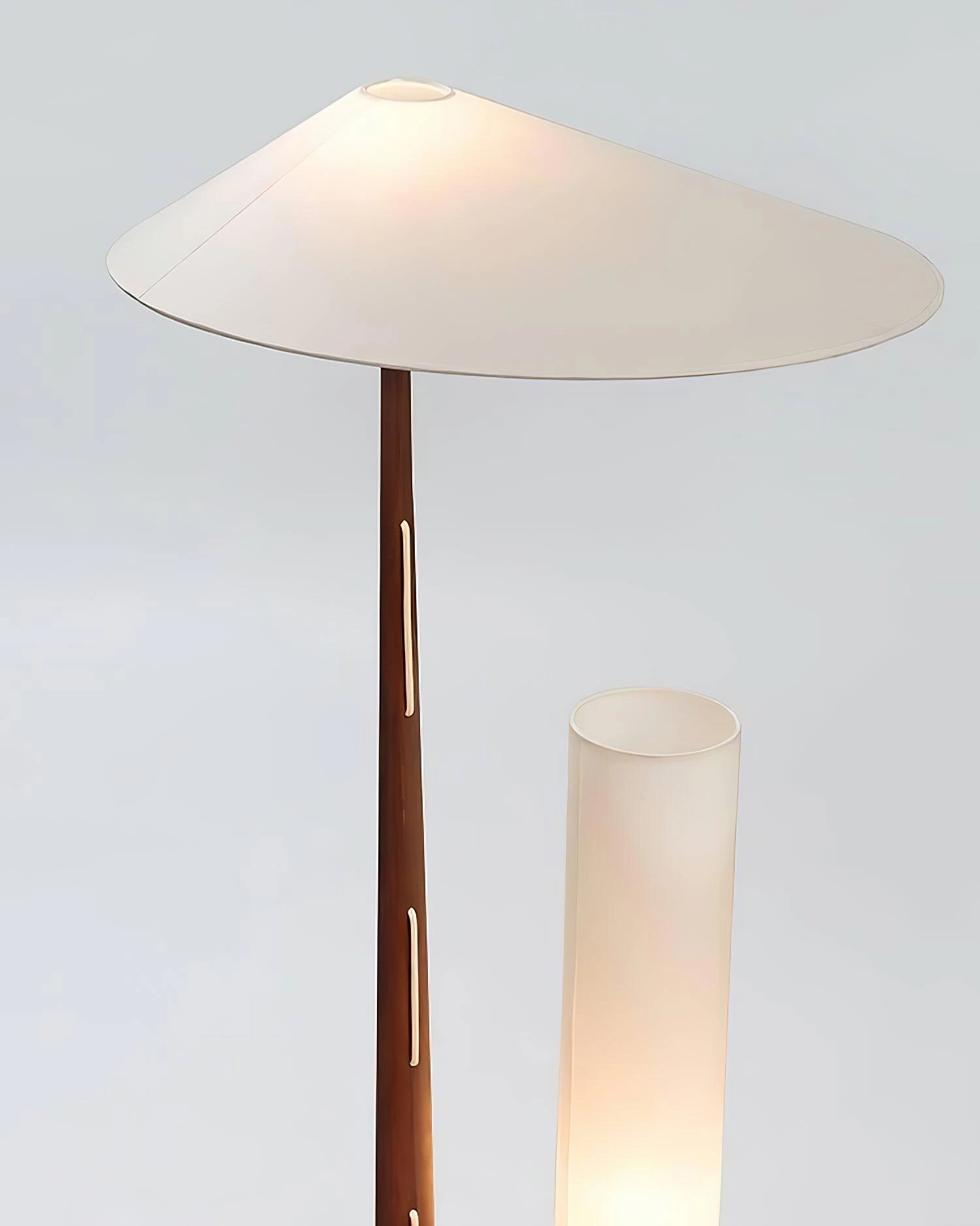 Giraffe Floor Lamp
