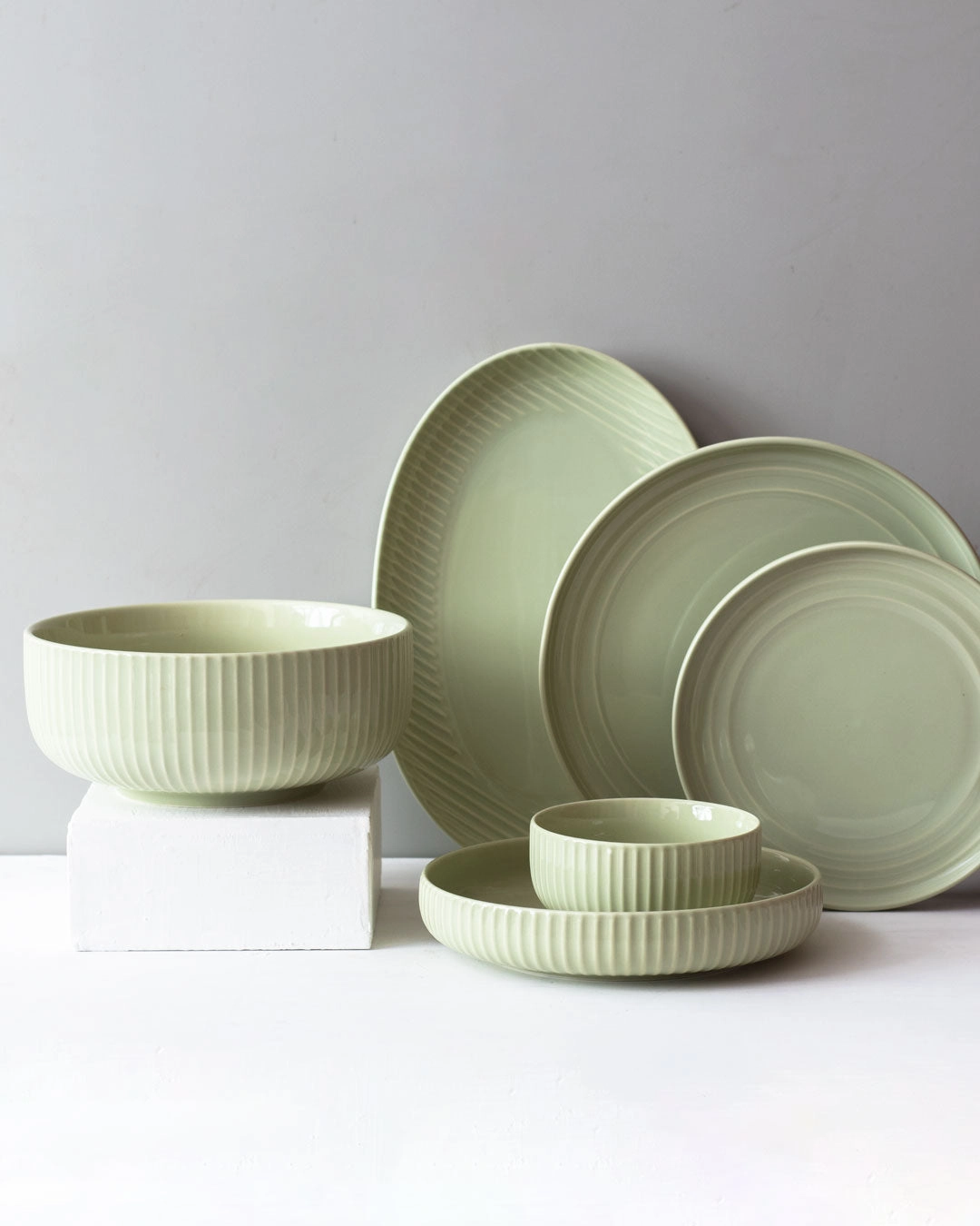 Glossy Straight Grain Platter - Milk Green