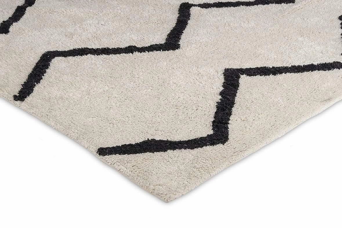 Hayley Black and Ivory Tribal Washable Berber Rug *NO RETURNS UNLESS FAULTY