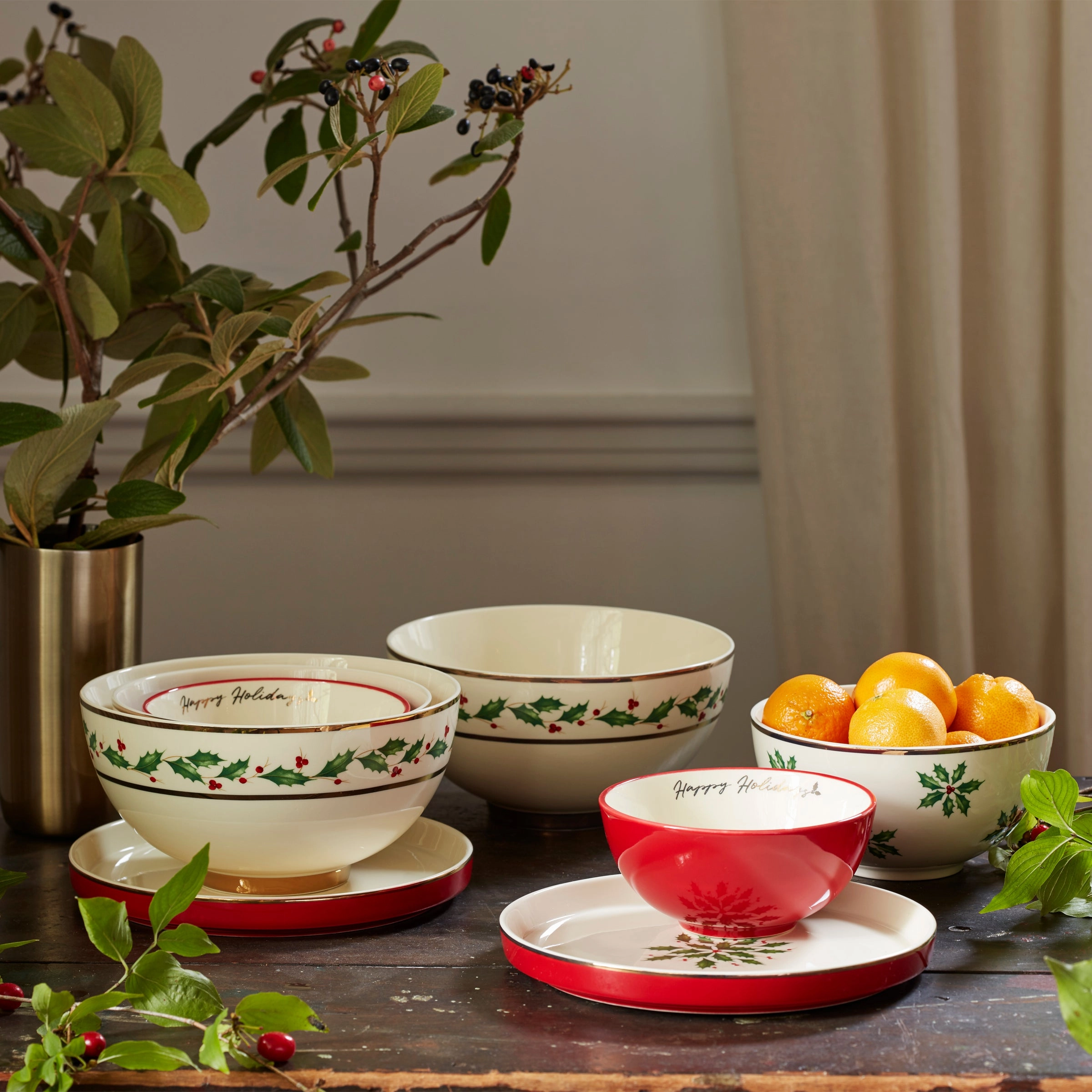 Holiday 8-Piece Nesting Dinnerware Set