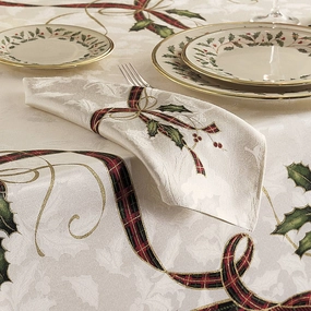 Holiday Nouveau 4-Piece Cloth Napkin Setmodern kitchen decor ,kitchen dinner set ,dinnerware 
