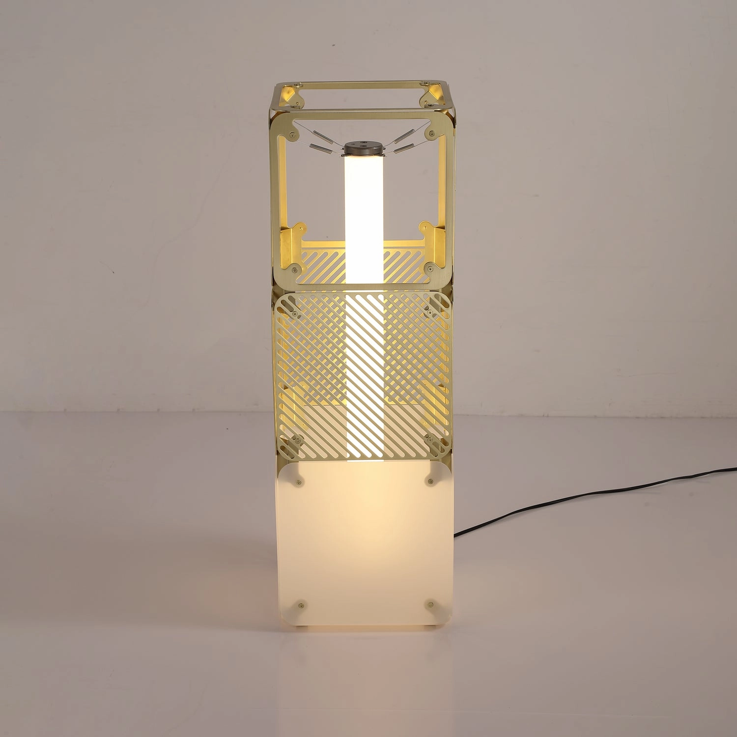 Hyperqube Floor Lamp